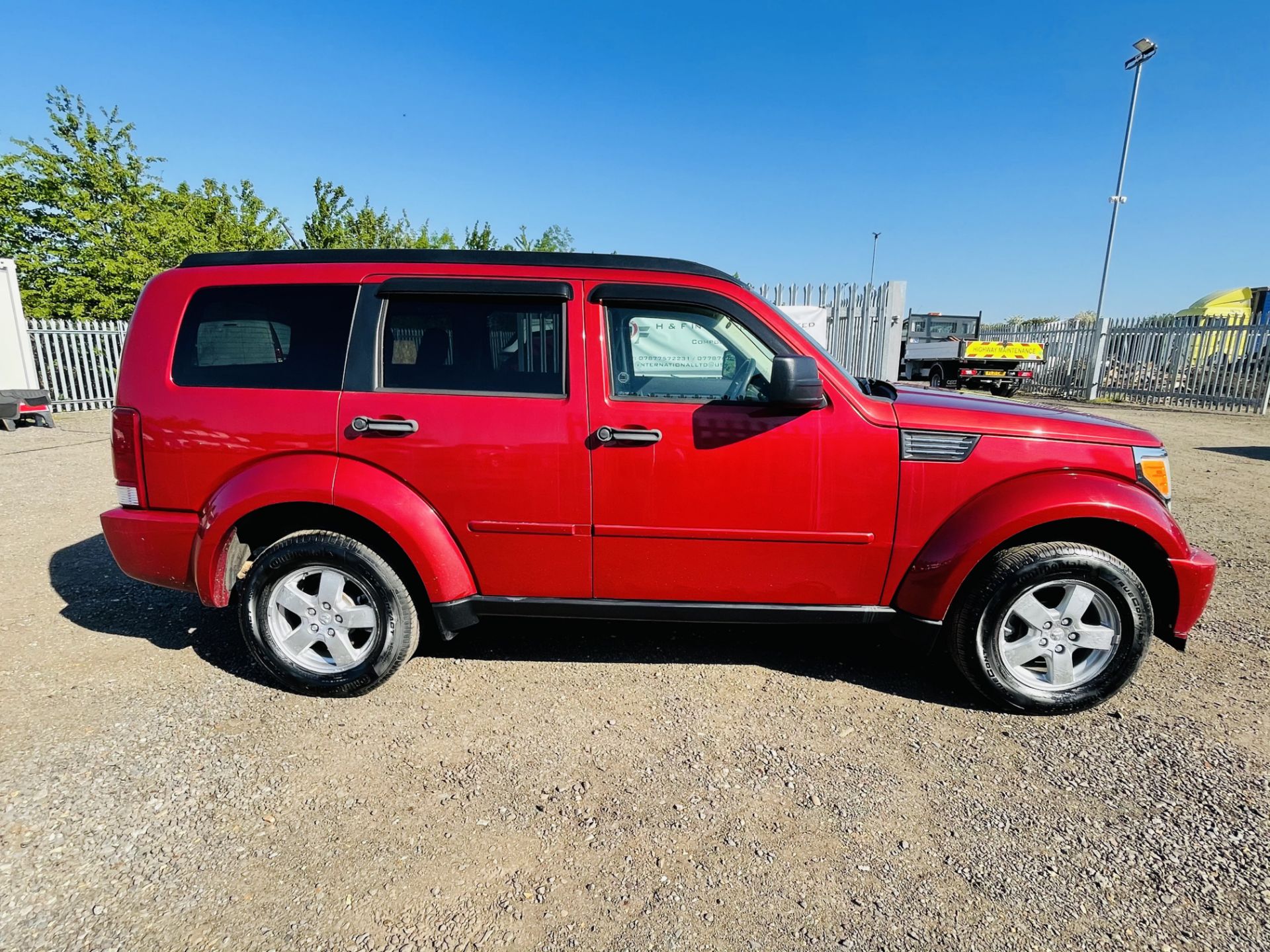 Dodge Nitro 3.7L V6 SE 4WD (Special equipment) LHD '2008 YEAR' - Fresh Import - NO VAT SAVE 20% - Image 9 of 16