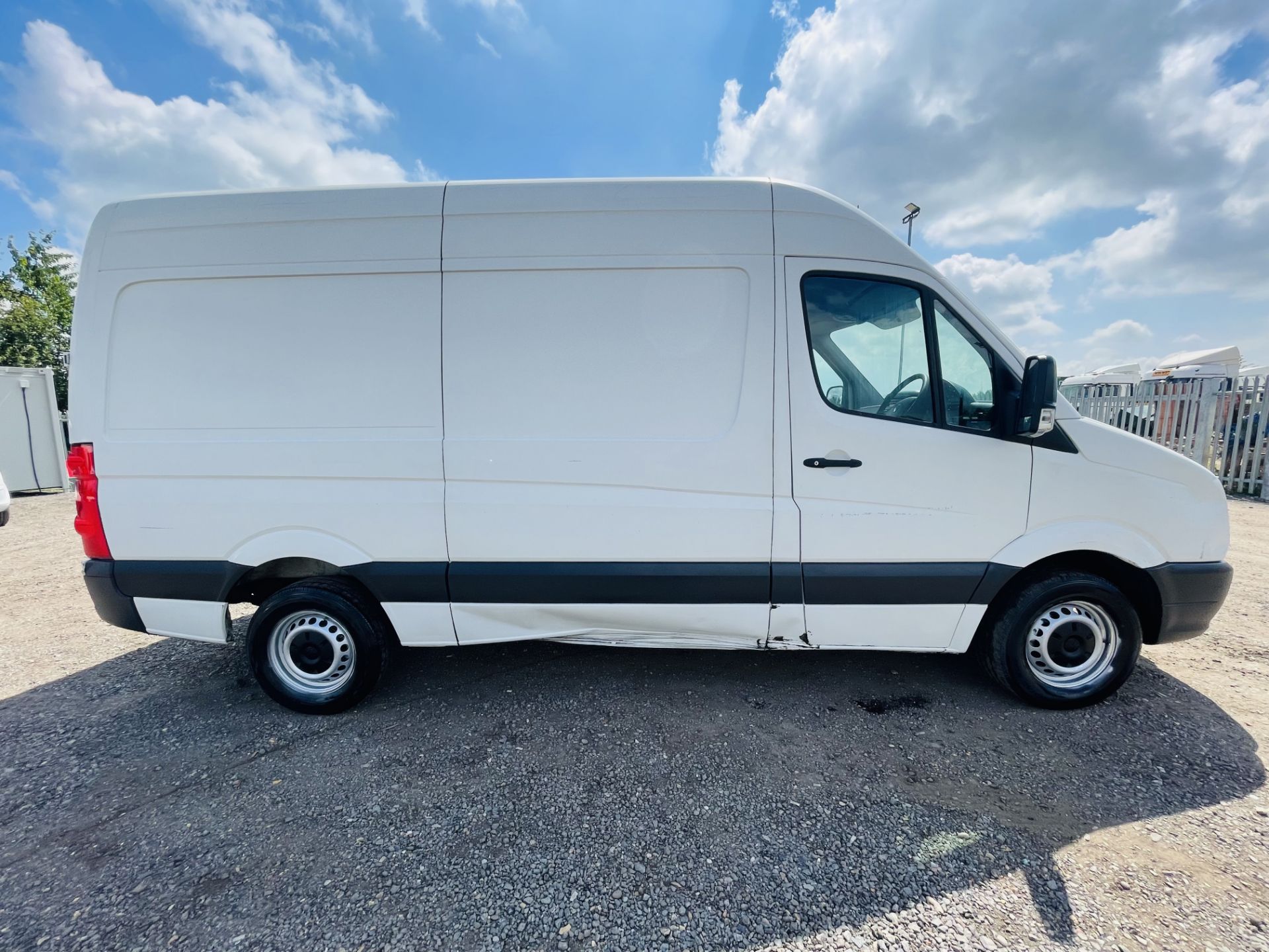 ** ON SALE **Volkswagen Crafter 35 Blue 2.5 TDI L2 H3 2011 '11 Reg' - 3 Seats - Panel Van - LCV - Image 13 of 17