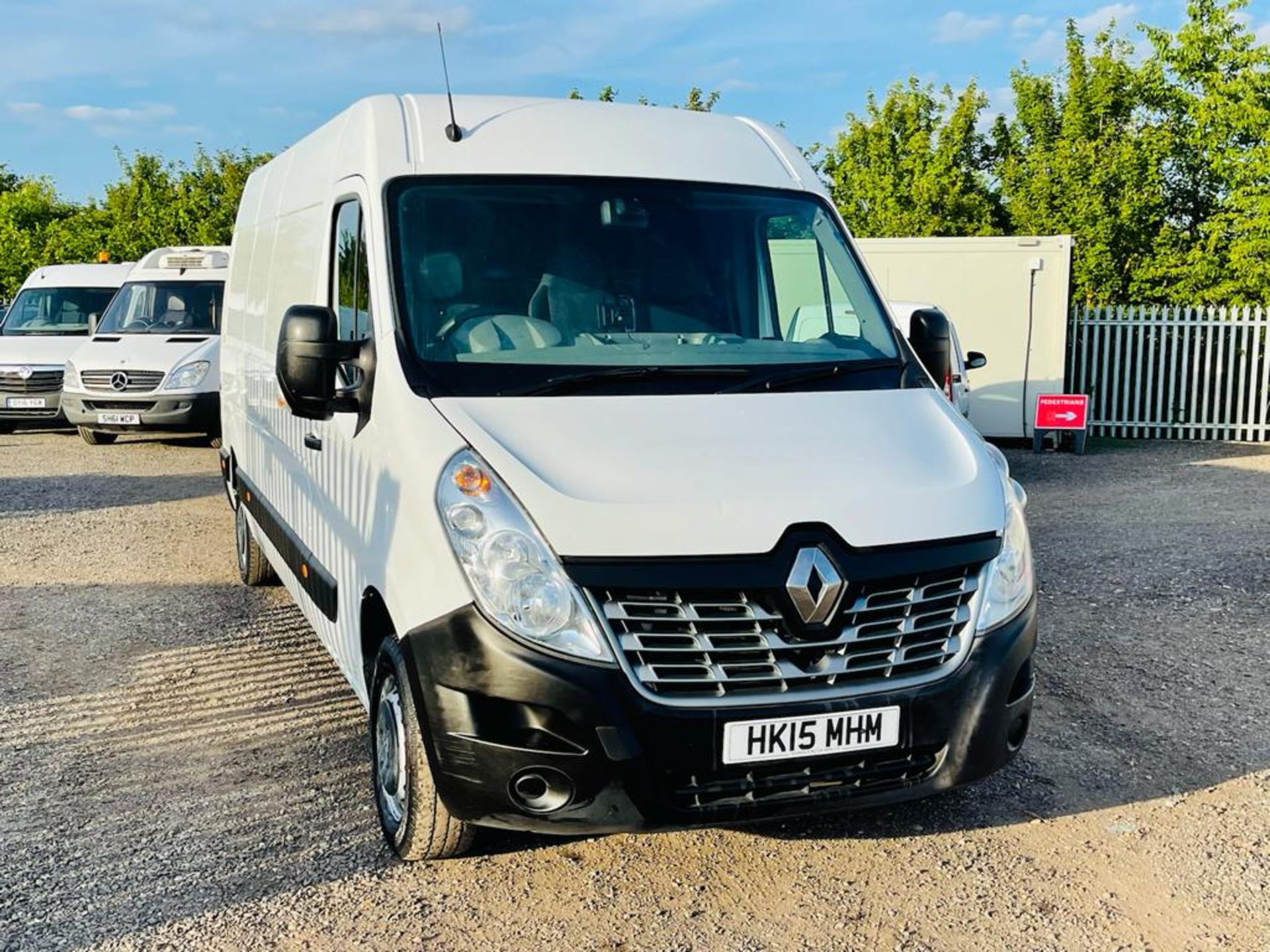 Renault master 2.3 DCI Business LM35 L3 H2 2015 '15 Reg' Air Con - Sat Nav - Panel Van - Image 2 of 21