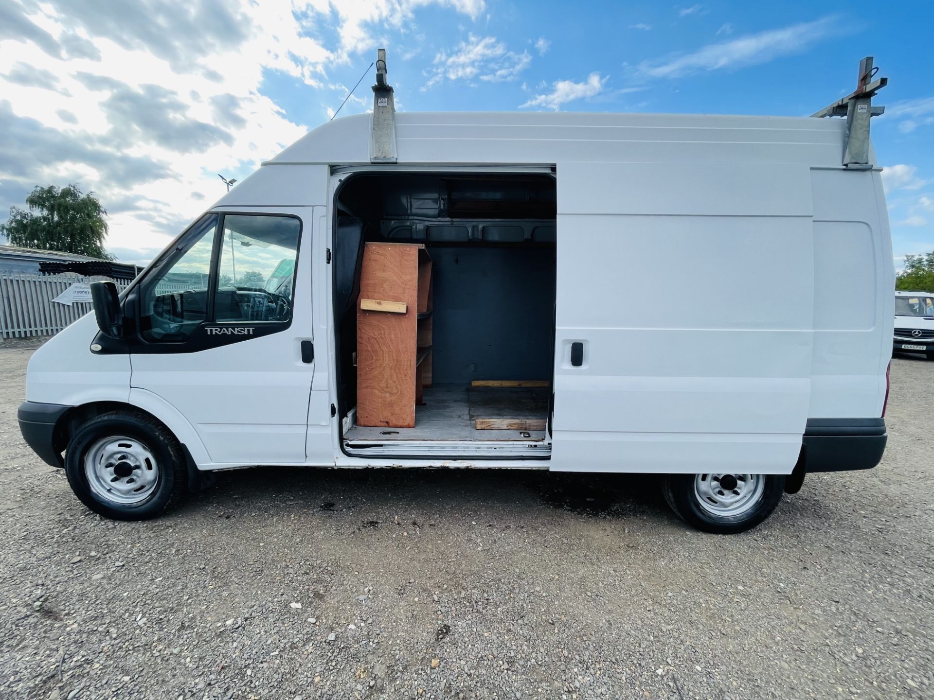 ** ON SALE **Ford Transit 2.2 TDCI 125 L3 H3 2013 '13 Reg' - Panel Van - LCV - No Vat Save 20% - Image 8 of 18