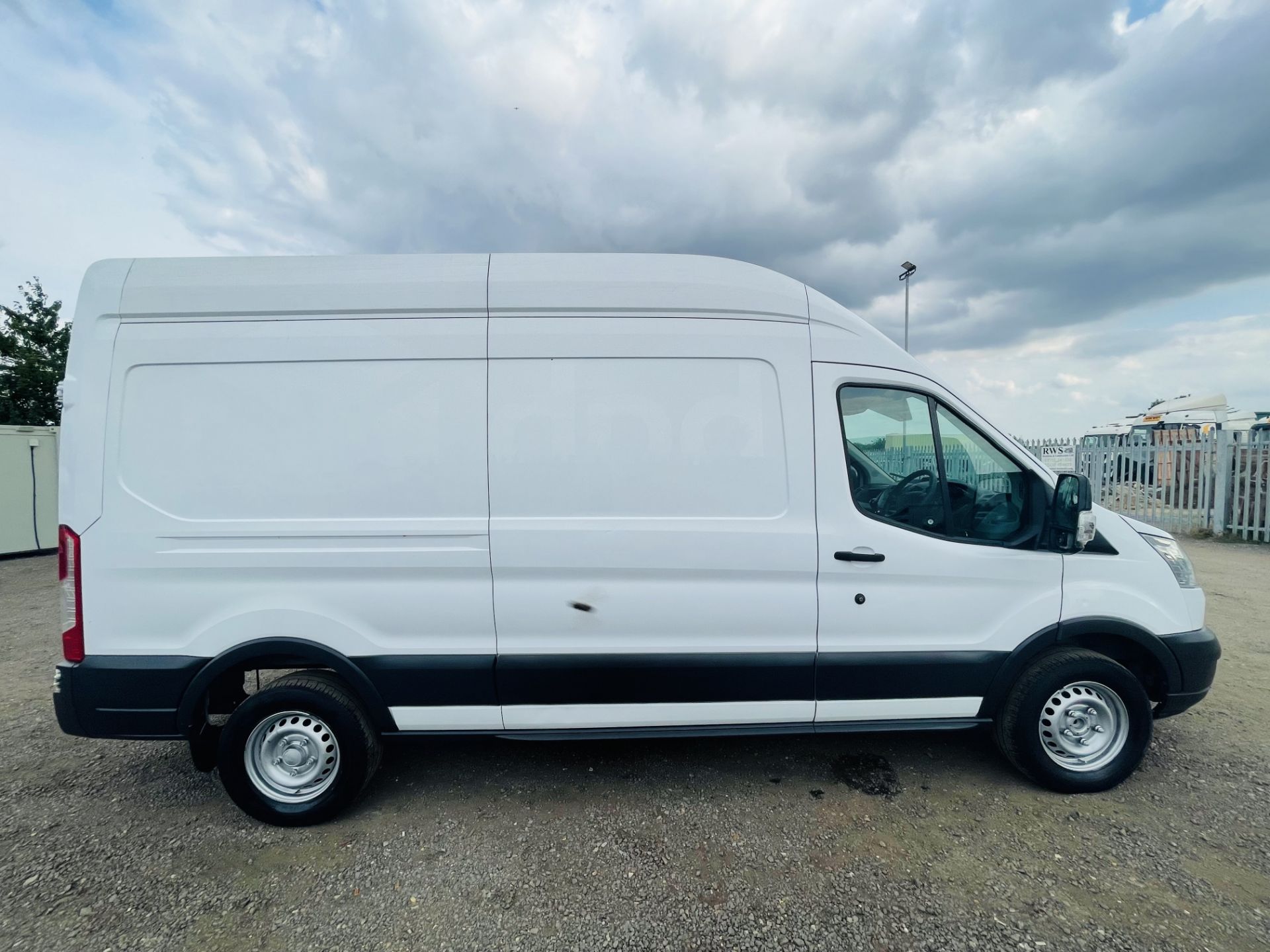 Ford Transit 2.2 TDCI L3 H2 2015 '65 Reg' - Panel Van - LCV - 3 seats - Image 11 of 15