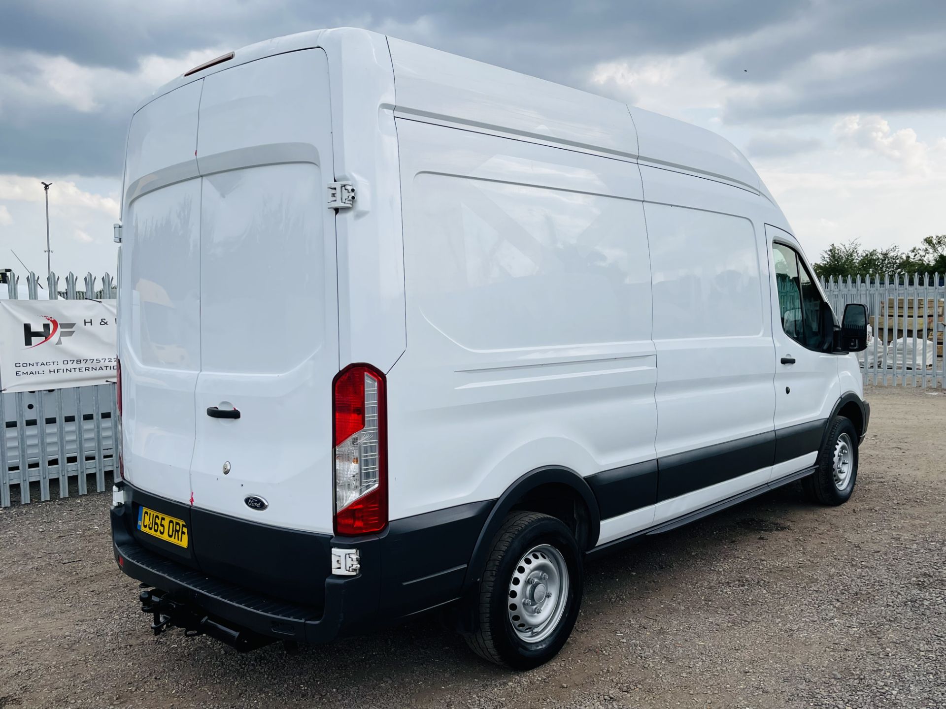 Ford Transit 2.2 TDCI L3 H2 2015 '65 Reg' - Panel Van - LCV - 3 seats - Image 10 of 15