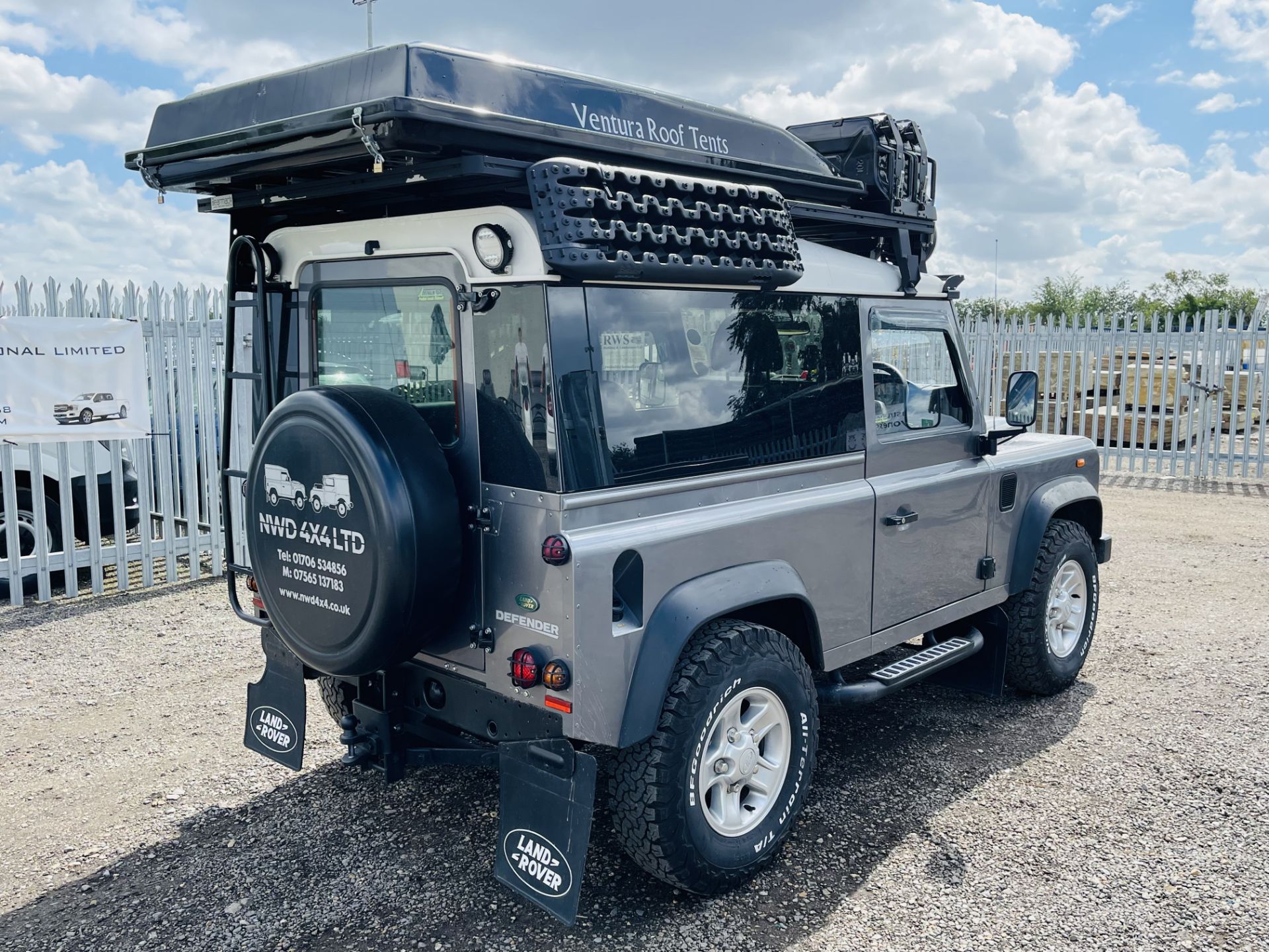 Land Rover Defender 90 Hard Top 2.4 TDCI 2007 '57 Reg' **Expedition Style** 4 Seats 4x4 * - Image 10 of 31