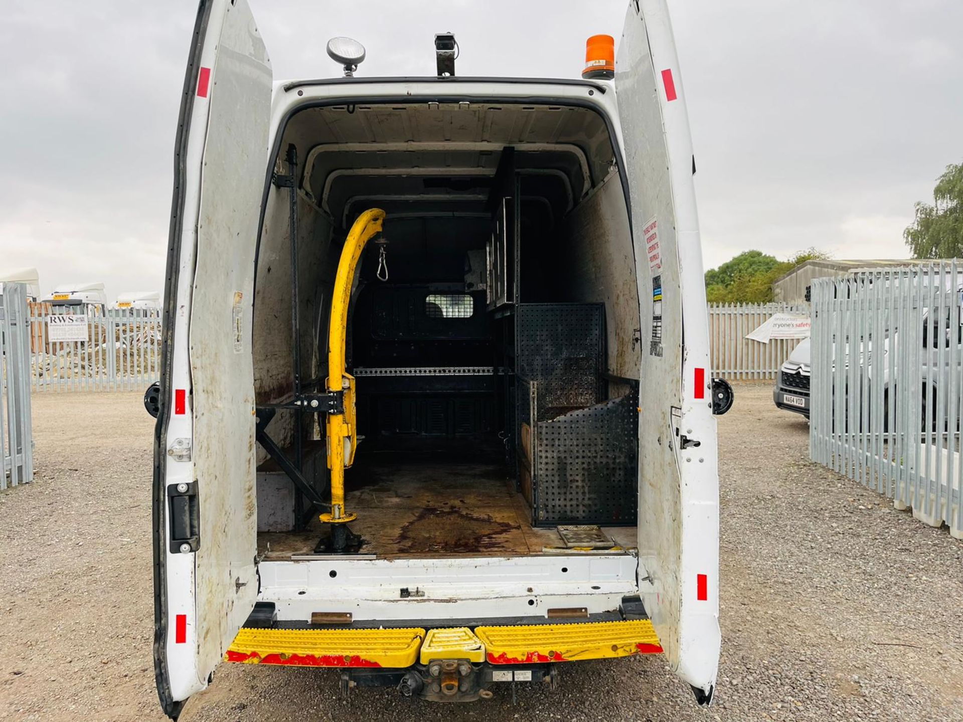 Ford Transit 2.2 TDCI 125 T350 RWD L3 H2 2013 '63 Reg' - Panel Van - LCV - Image 8 of 18