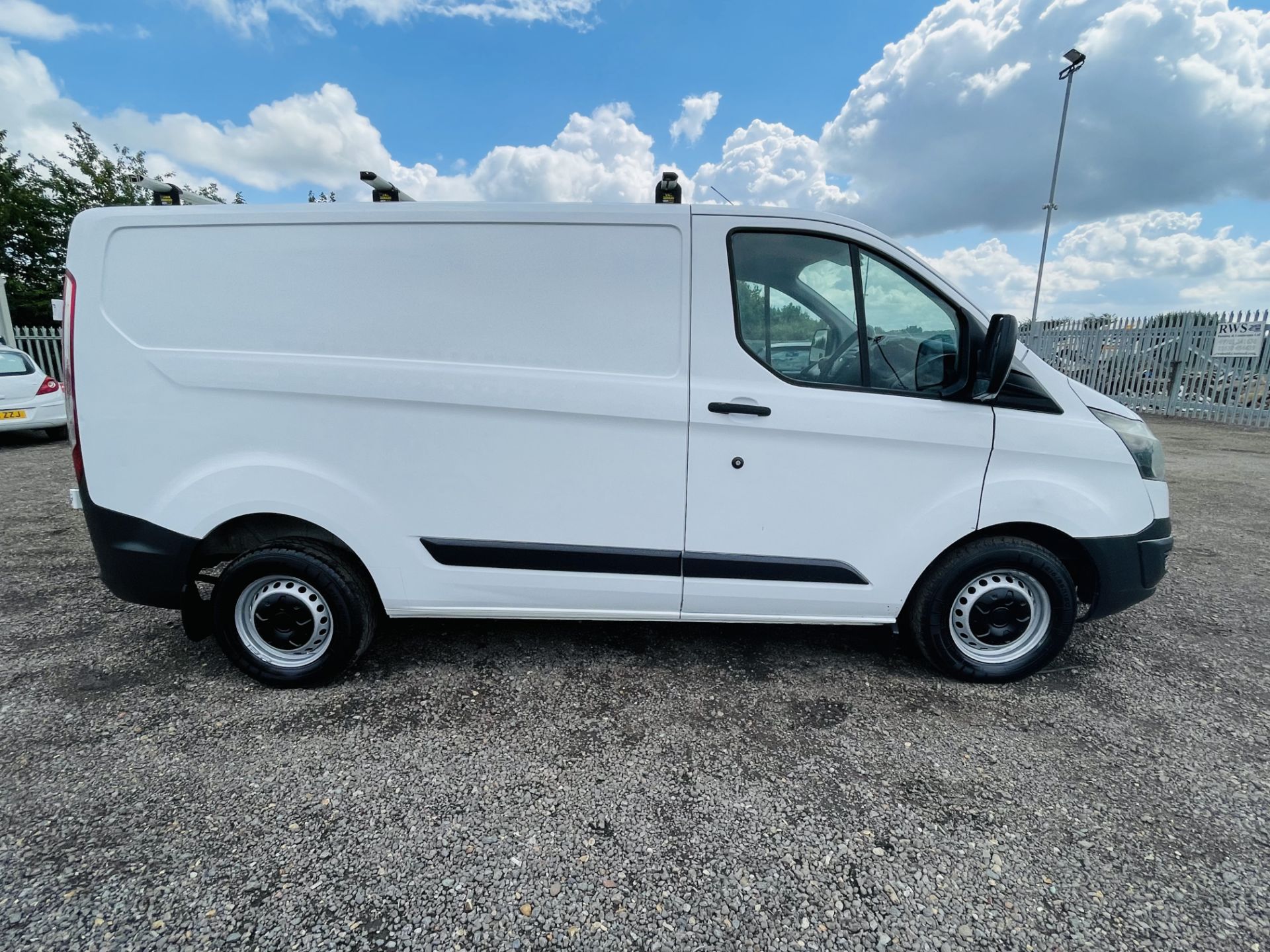 ** ON SALE **Ford Transit custom 270 Eco-Tech 2.2 TDCI - 2013 '13 Reg' - Panel Van - No Vat Save 20% - Image 14 of 19