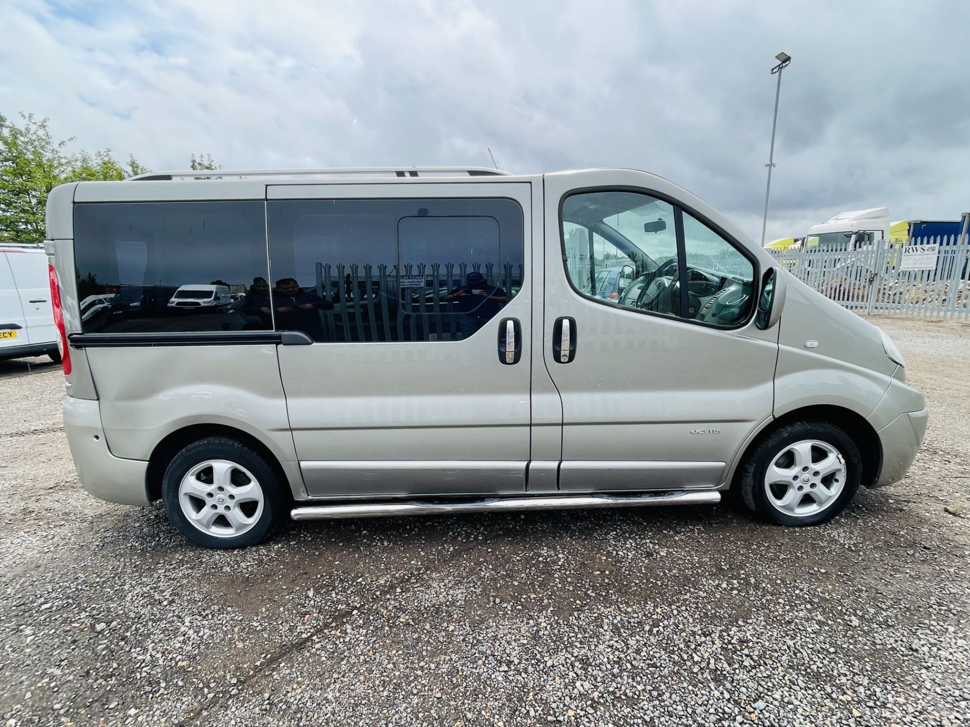 ** ON SALE ** Renault Trafic 2.0 DCI SL27 Sport 115 2011 '11 Reg' - Air Con - No Vat Save 20% - Image 15 of 20