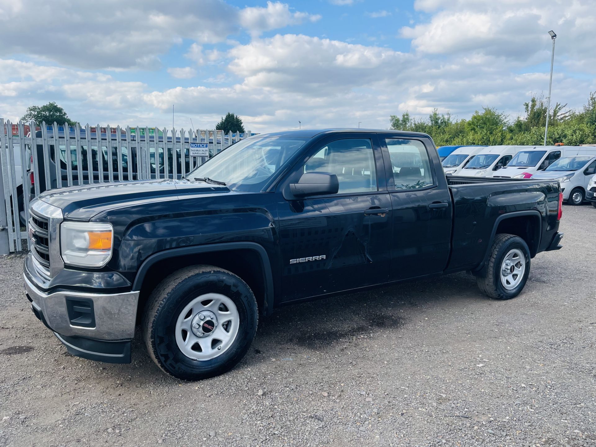 ** ON SALE ** GMC Sierra 4.3L V6 1500 Double-Cab 2014 '2014 Year' 6 seats - Air Con - Pick-up - - Image 6 of 22