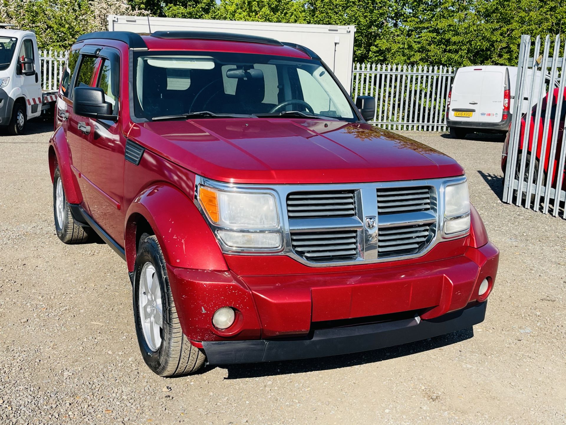 ** ON SALE ** Dodge Nitro 3.7L V6 SE 4WD (Special equipment) 2008 - No Vat Save 20% ** NO RESERVE ** - Image 2 of 16