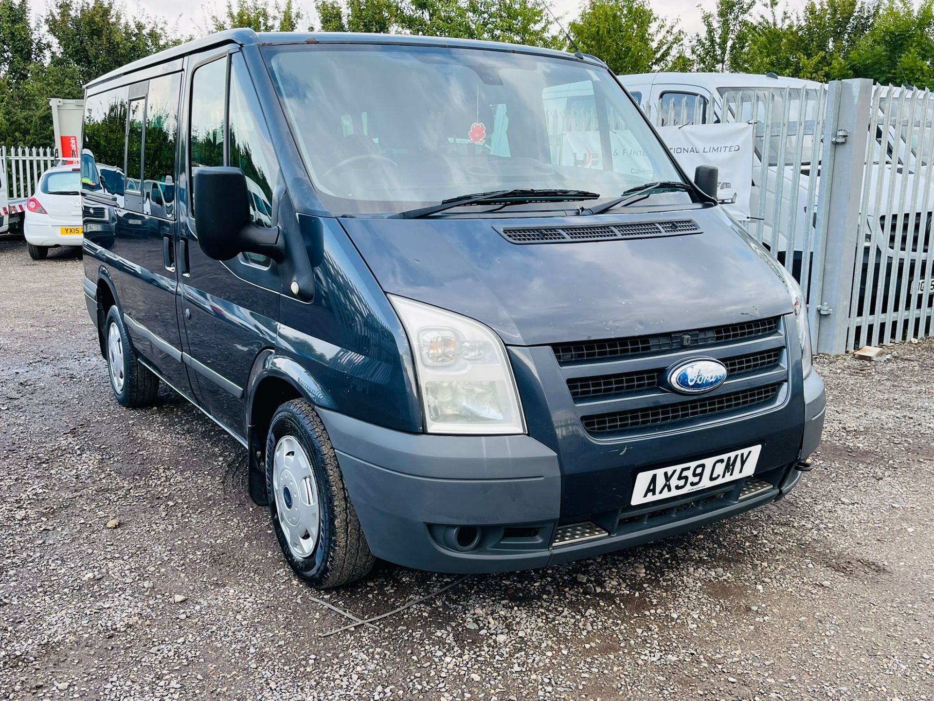 Ford Transit 2.2 TDCI Toureno Trend 2009 '59 Reg' 9 seats -Air Con -Cruise Control - No Vat Save 20% - Image 2 of 21