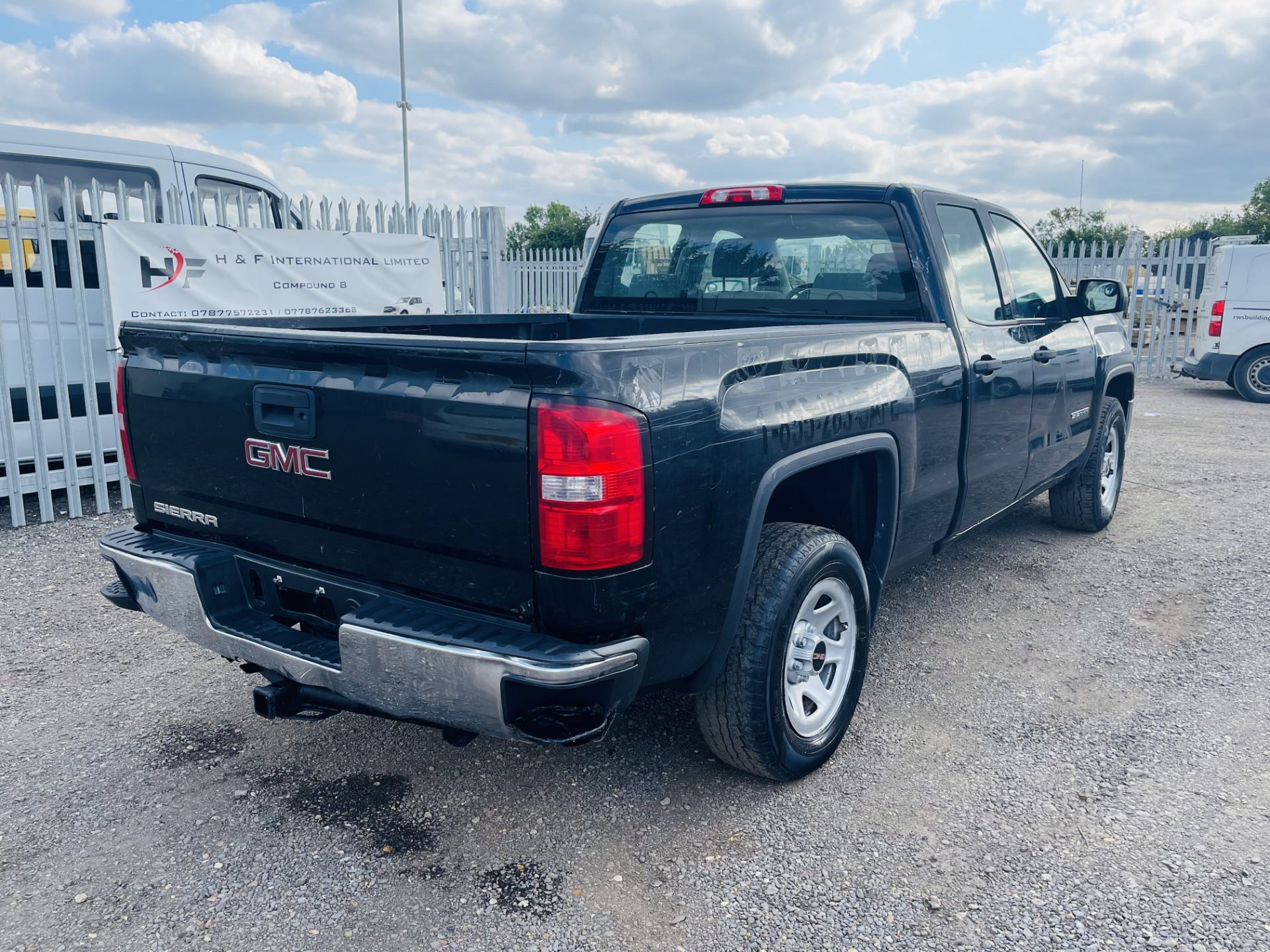 ** ON SALE ** GMC Sierra 4.3L V6 1500 Double-Cab 2014 '2014 Year' 6 seats - Air Con - Pick-up - - Image 10 of 22