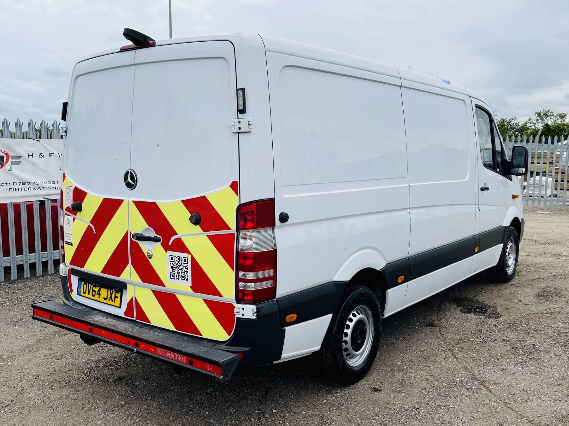 Mercedes-Benz sprinter 2.1 313 CDI L2 H1 2015 '64 Reg' Automatic ' Rare' - Panel Van - Image 13 of 17