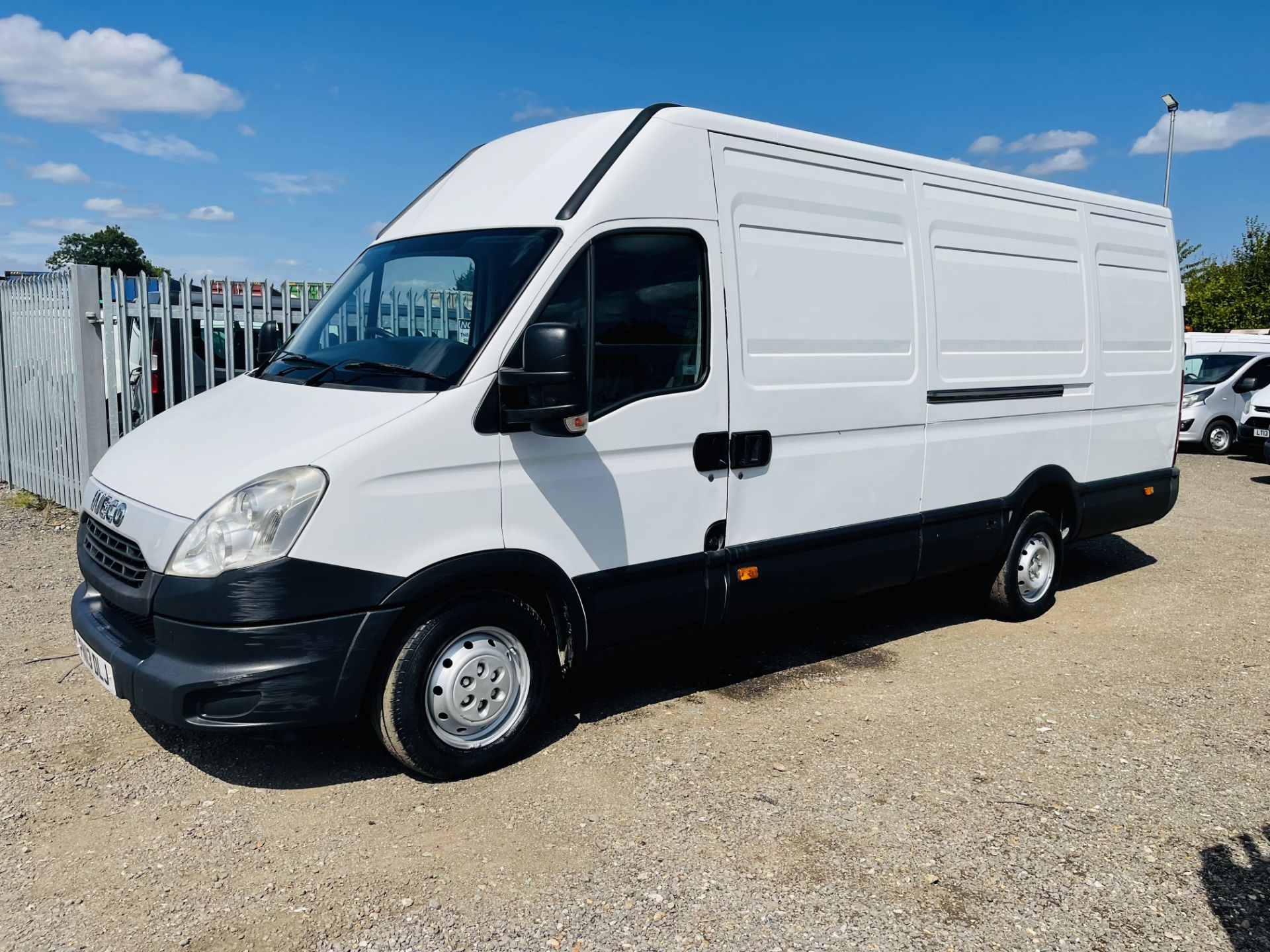 ** ON SALE **Iveco Daily 35S13 L3 H3 2013 '13 Reg' - 3 Seats - 6 Speed - Panel Van - LCV - Image 4 of 18