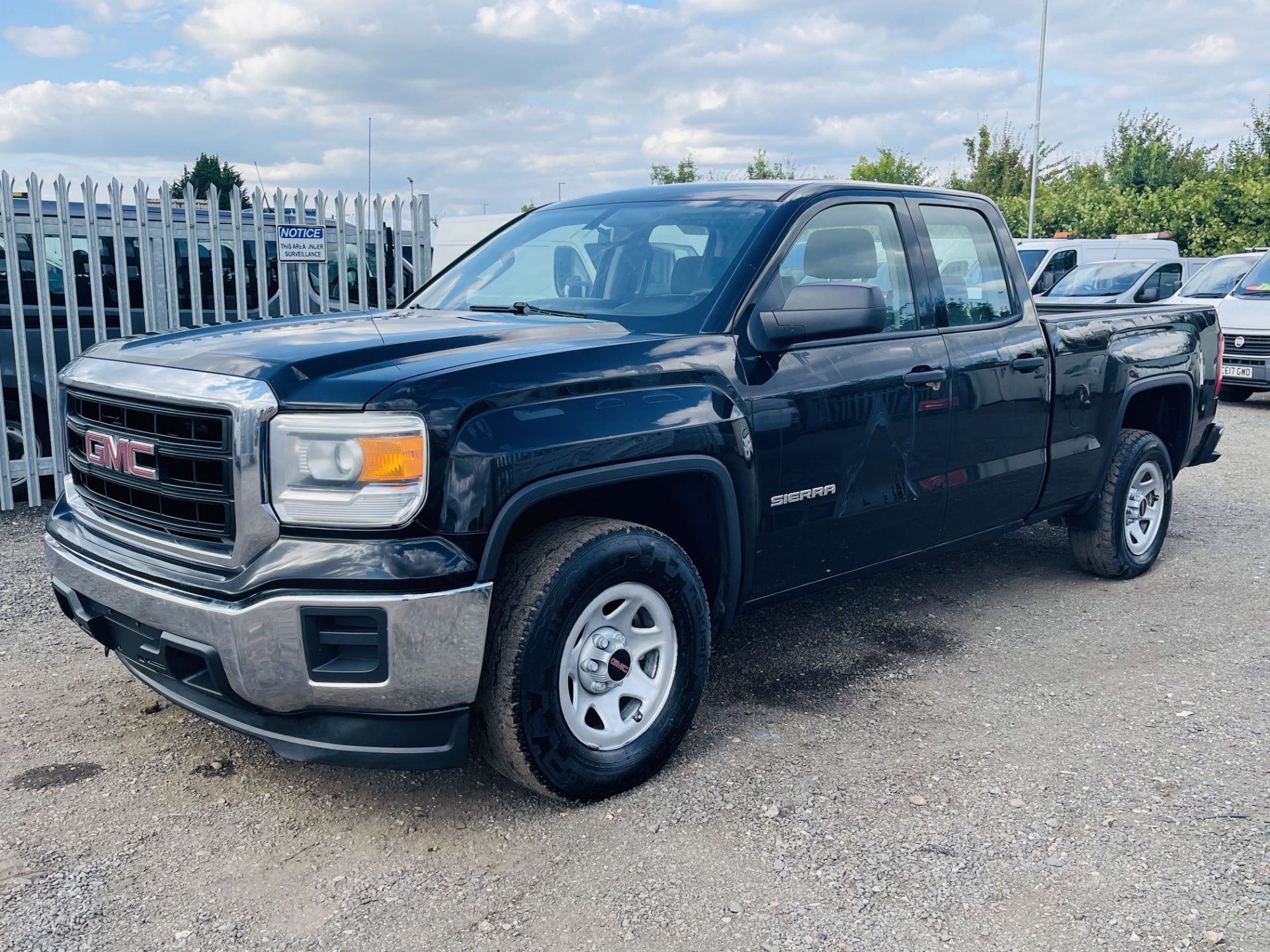 ** ON SALE ** GMC Sierra 4.3L V6 1500 Double-Cab 2014 '2014 Year' 6 seats - Air Con - Pick-up - - Image 5 of 22