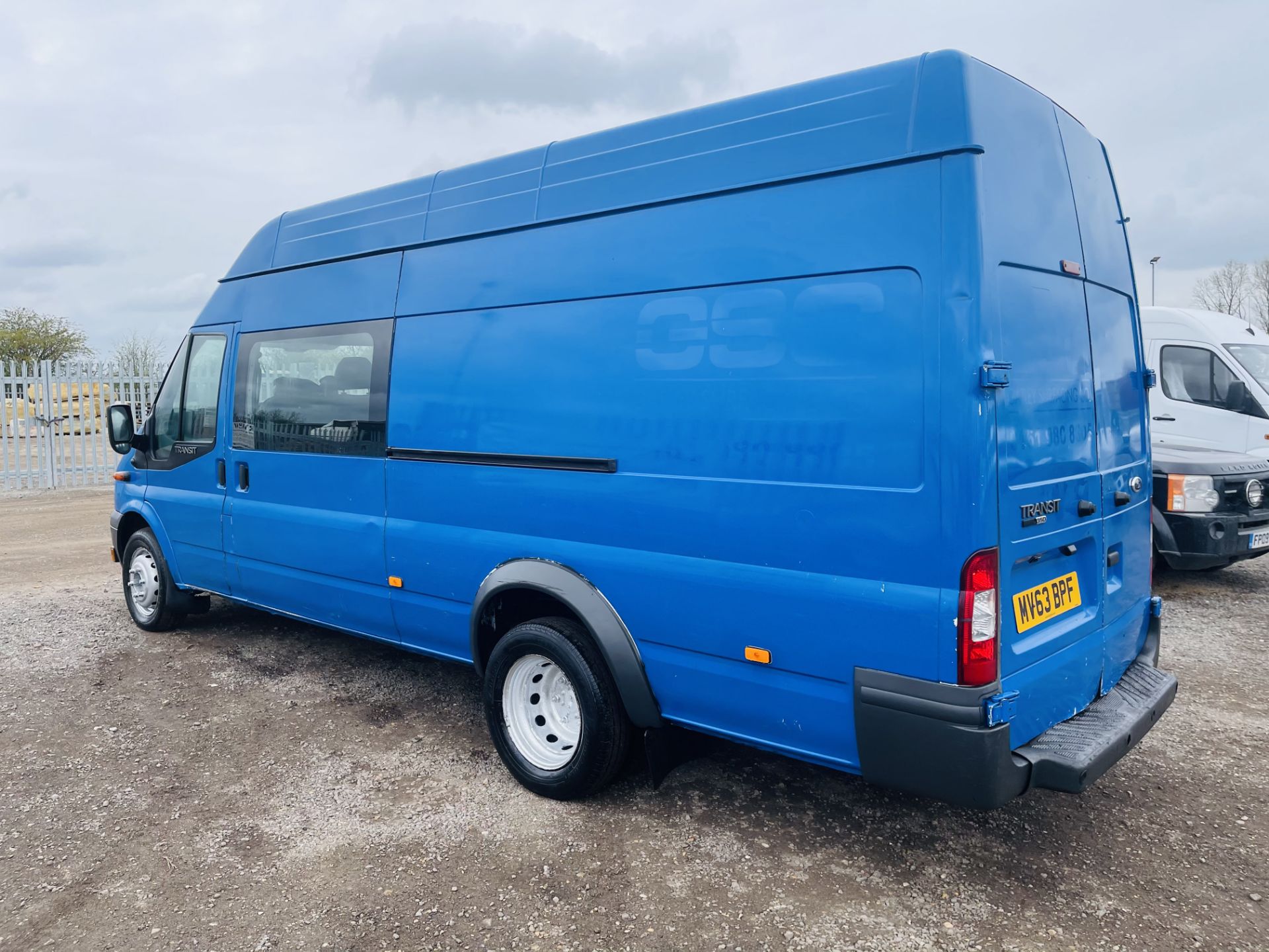 Ford Transit 2.2 TDCI T460 155 RWD 2013 Crew-van '63 Reg' L4 H3 - Twin Rear Axle ** NO RESERVE ** - Image 7 of 17