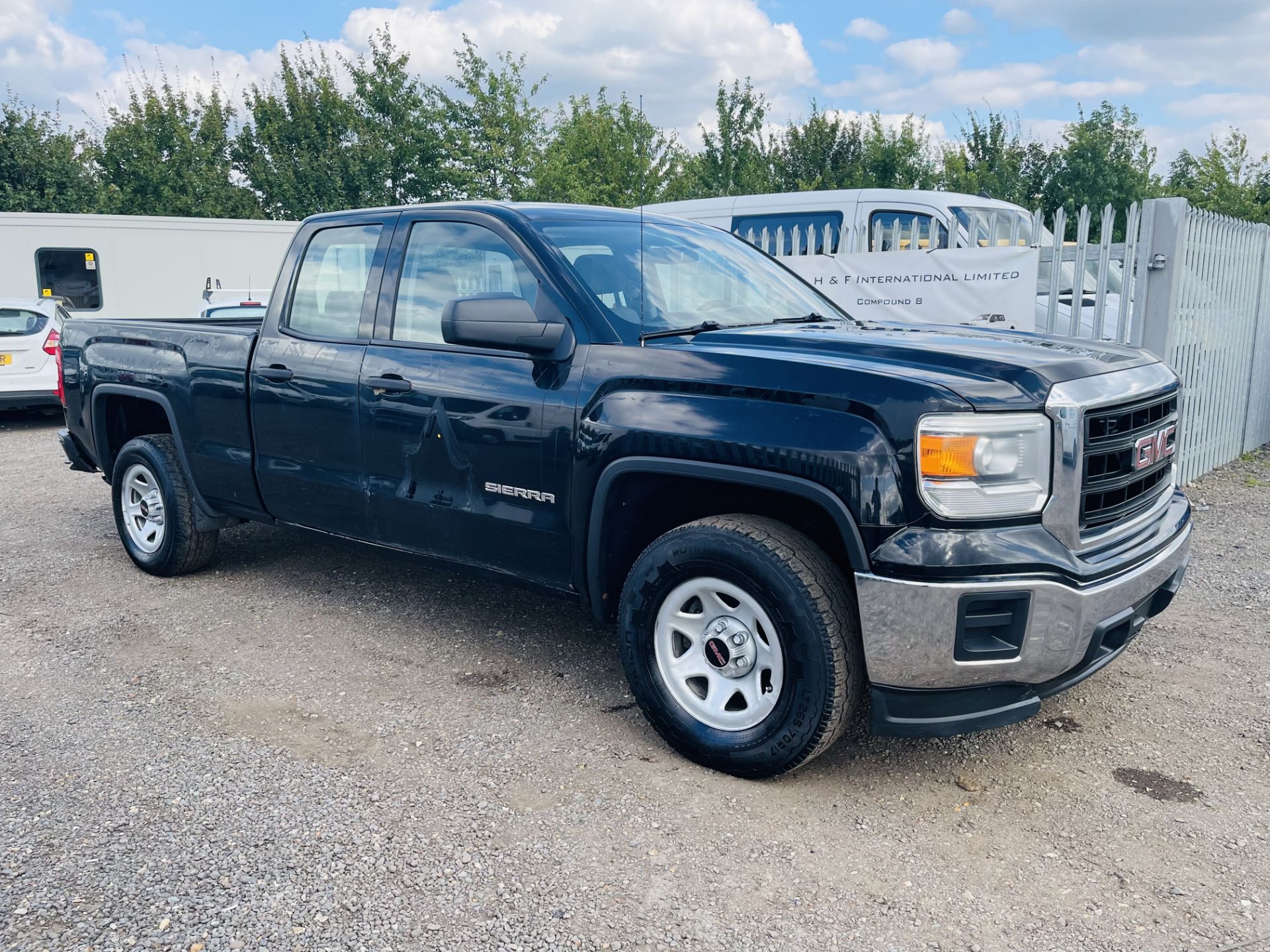 ** ON SALE ** GMC Sierra 4.3L V6 1500 Double-Cab 2014 '2014 Year' 6 seats - Air Con - Pick-up - - Image 12 of 22