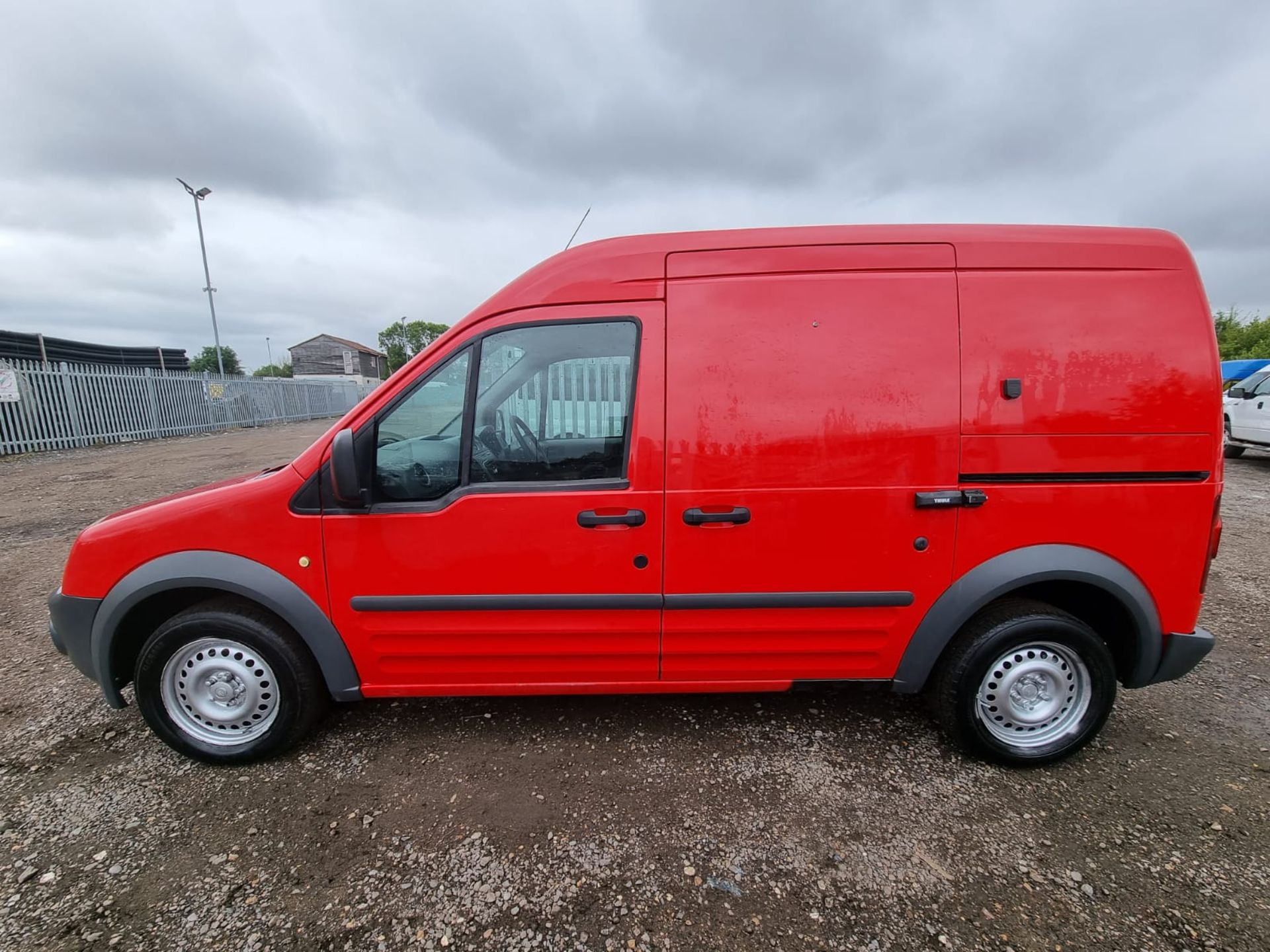 Ford Transit Connect 1.8 TDCI 90 T230 LWB HI ROOF -Panel Van - LCV - No Vat Save 20% - Image 5 of 16