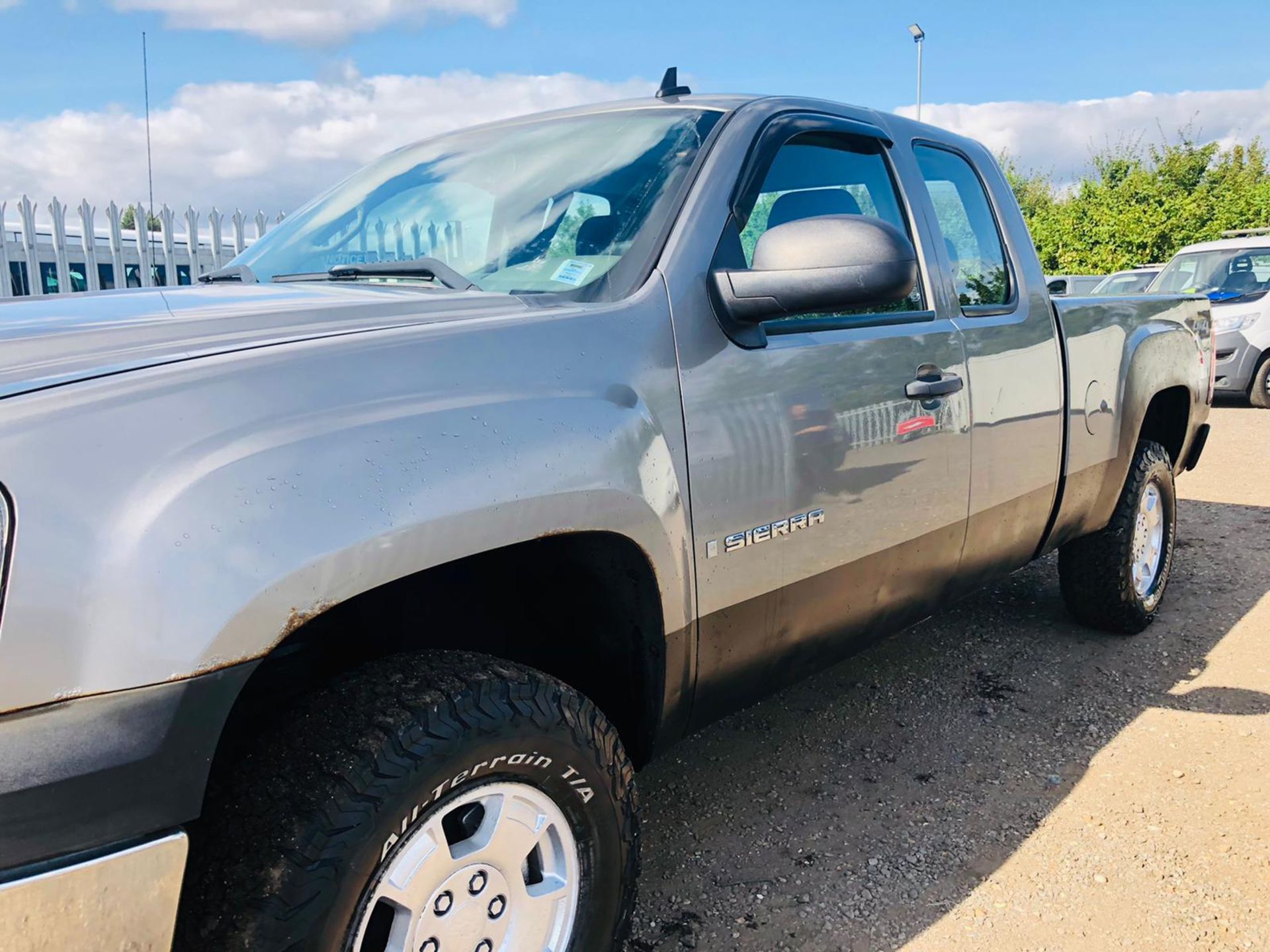 GMC Sierra 1500 4.8L V8 4X4 '2009 Year' - Air Con- Fresh Import - No Vat Save 20% - ** No Reserve ** - Image 3 of 19