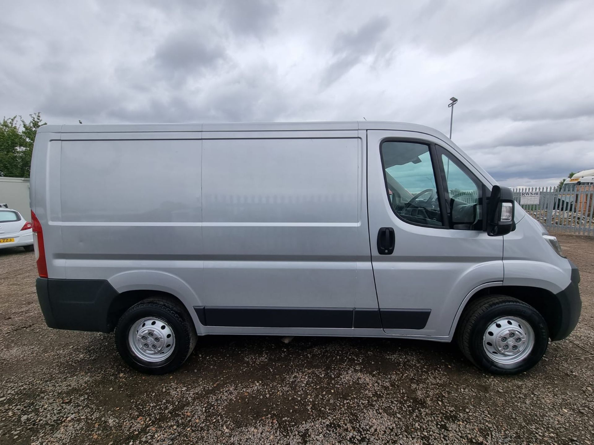 Citroen Relay 30 2.2 HDI L1 H1 2015 '64 Reg' - Panel Van - LCV - Metallic Silver - No Vat Save 20% - Image 7 of 15