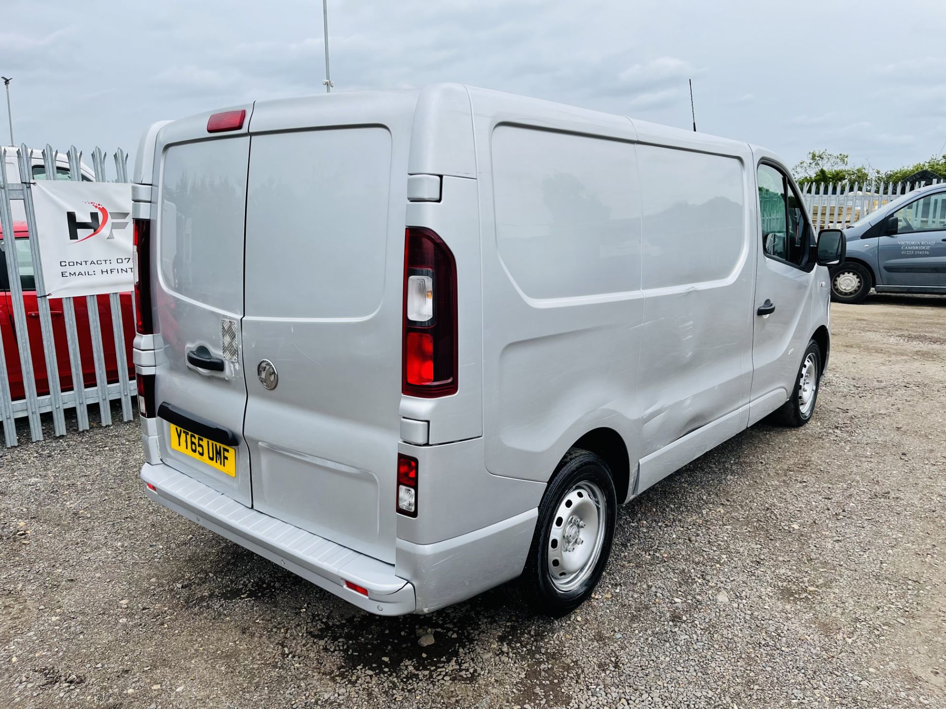 Vauxhall Vivaro 1.6 CDTI Sportive 2700 L1 H1 2015 '65 Reg' Air con - Elec Pack *NO VAT SAVE 20% * - Image 9 of 16