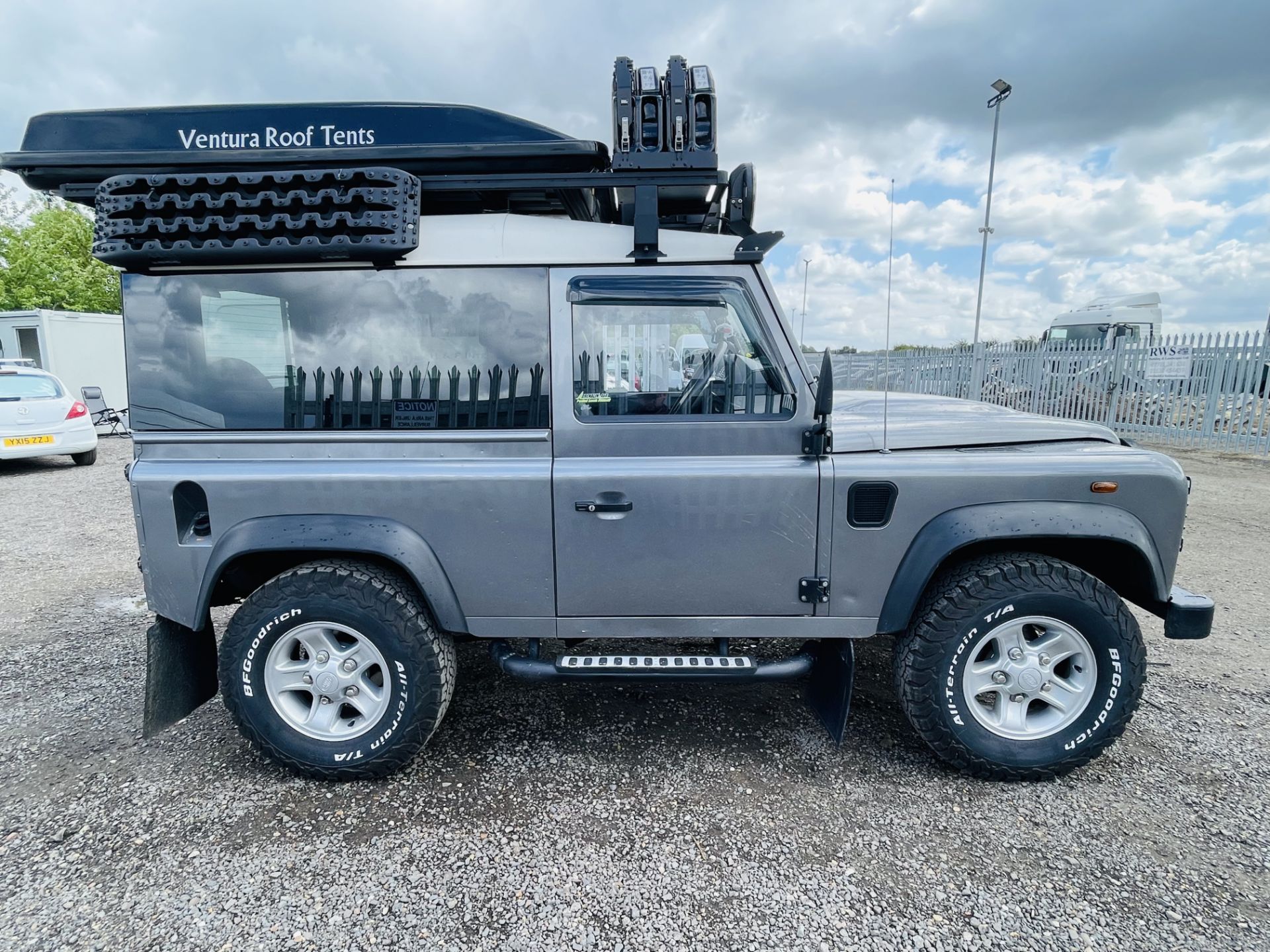 Land Rover Defender 90 Hard Top 2.4 TDCI 2007 '57 Reg' **Expedition Style** 4 Seats 4x4 * - Image 11 of 31