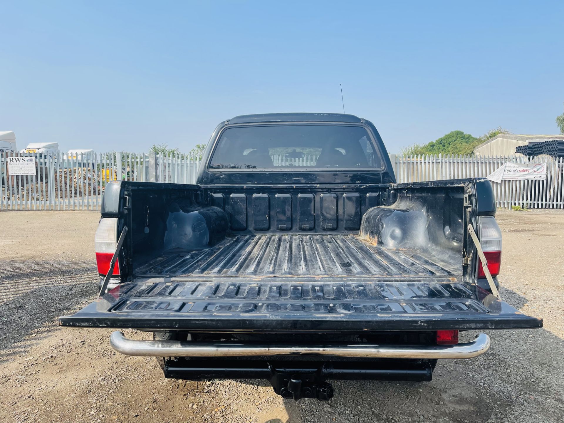 ** ON SALE ** Mitsubishi L200 Warrior LWB 2.5 TD 2005 '05 Reg' Air Con - No vat save 20% - Image 9 of 16