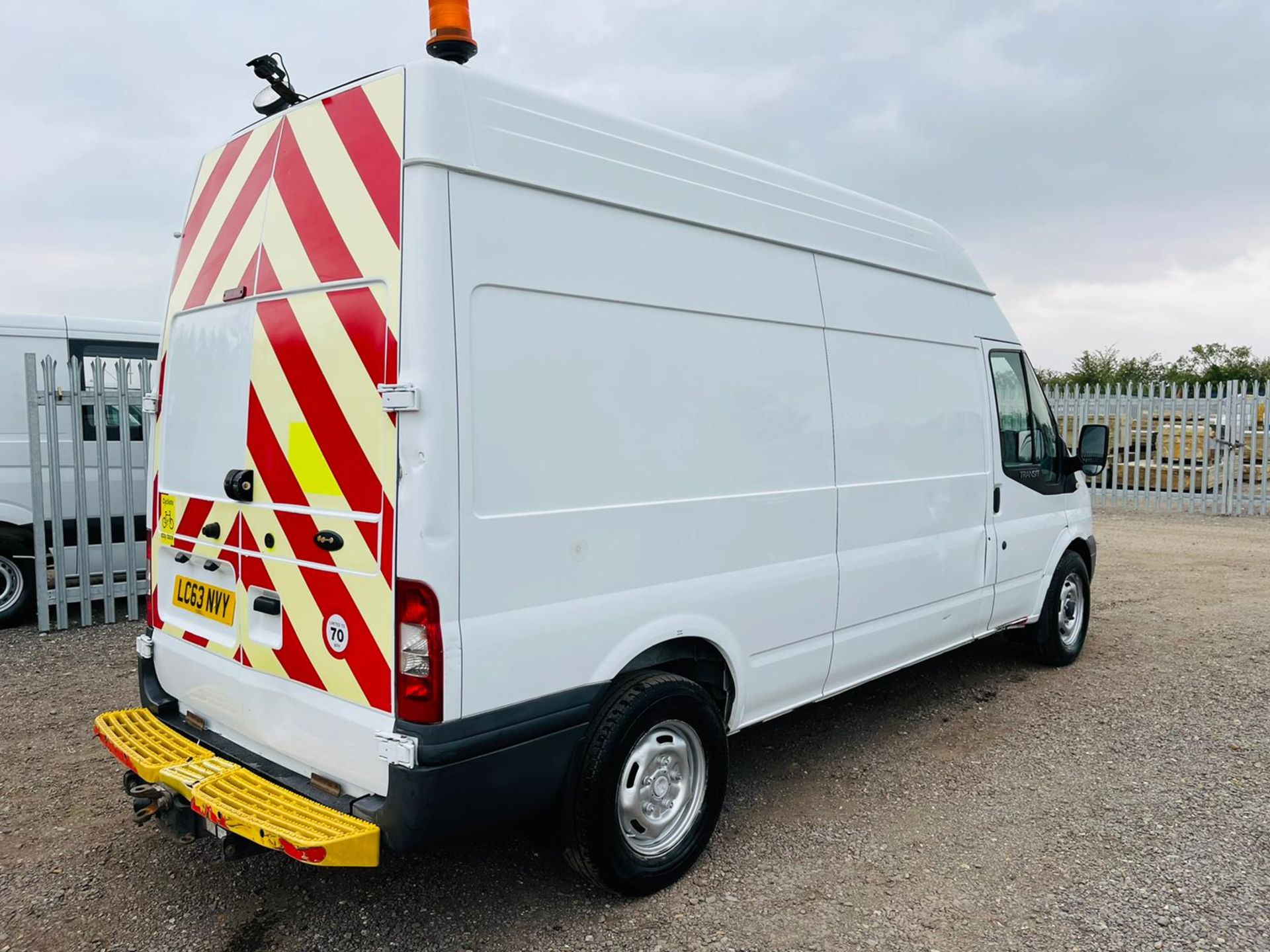 Ford Transit 2.2 TDCI 125 T350 RWD L3 H2 2013 '63 Reg' - Panel Van - LCV - Image 5 of 18