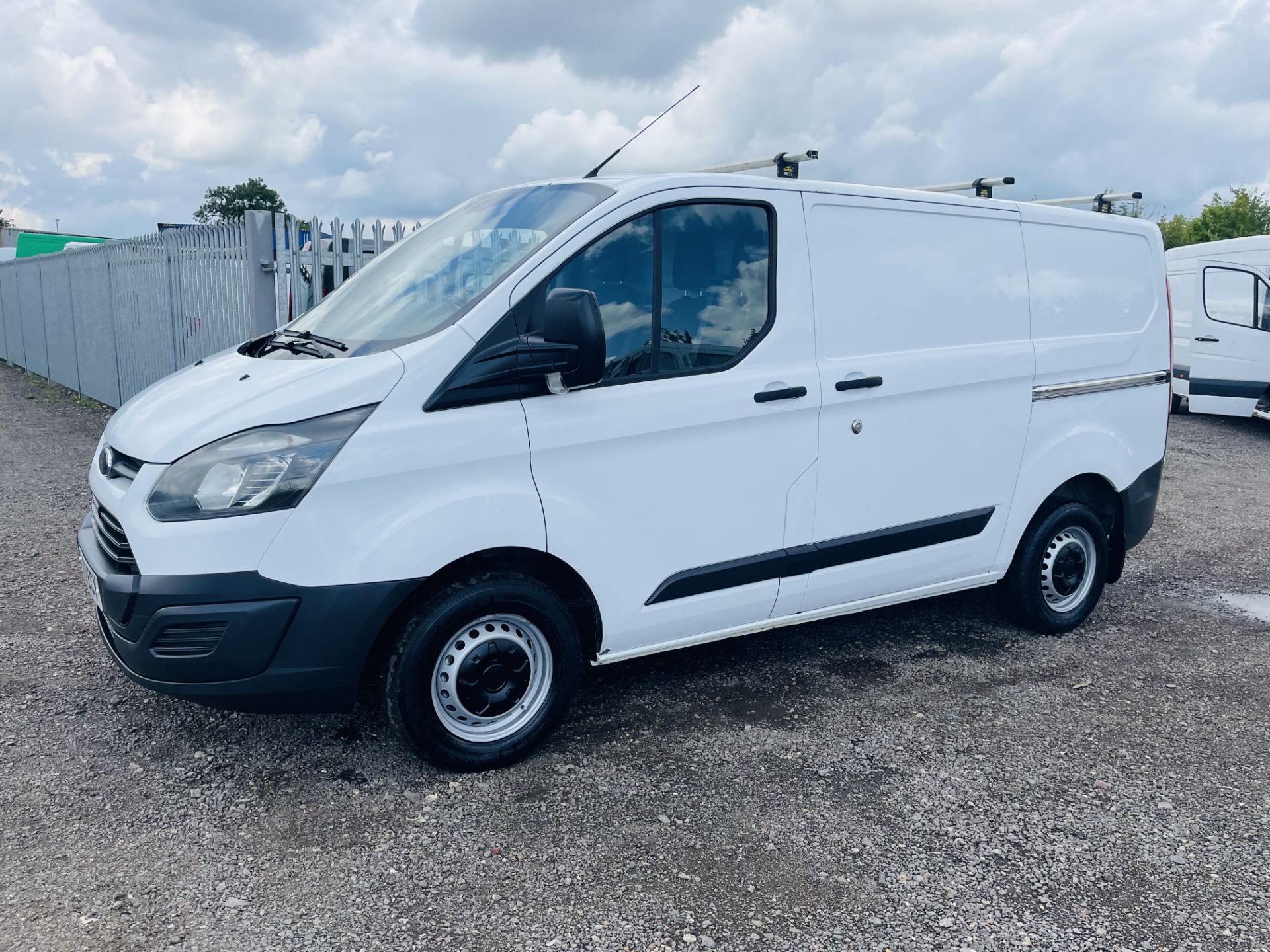 ** ON SALE **Ford Transit custom 270 Eco-Tech 2.2 TDCI - 2013 '13 Reg' - Panel Van - No Vat Save 20% - Image 5 of 19