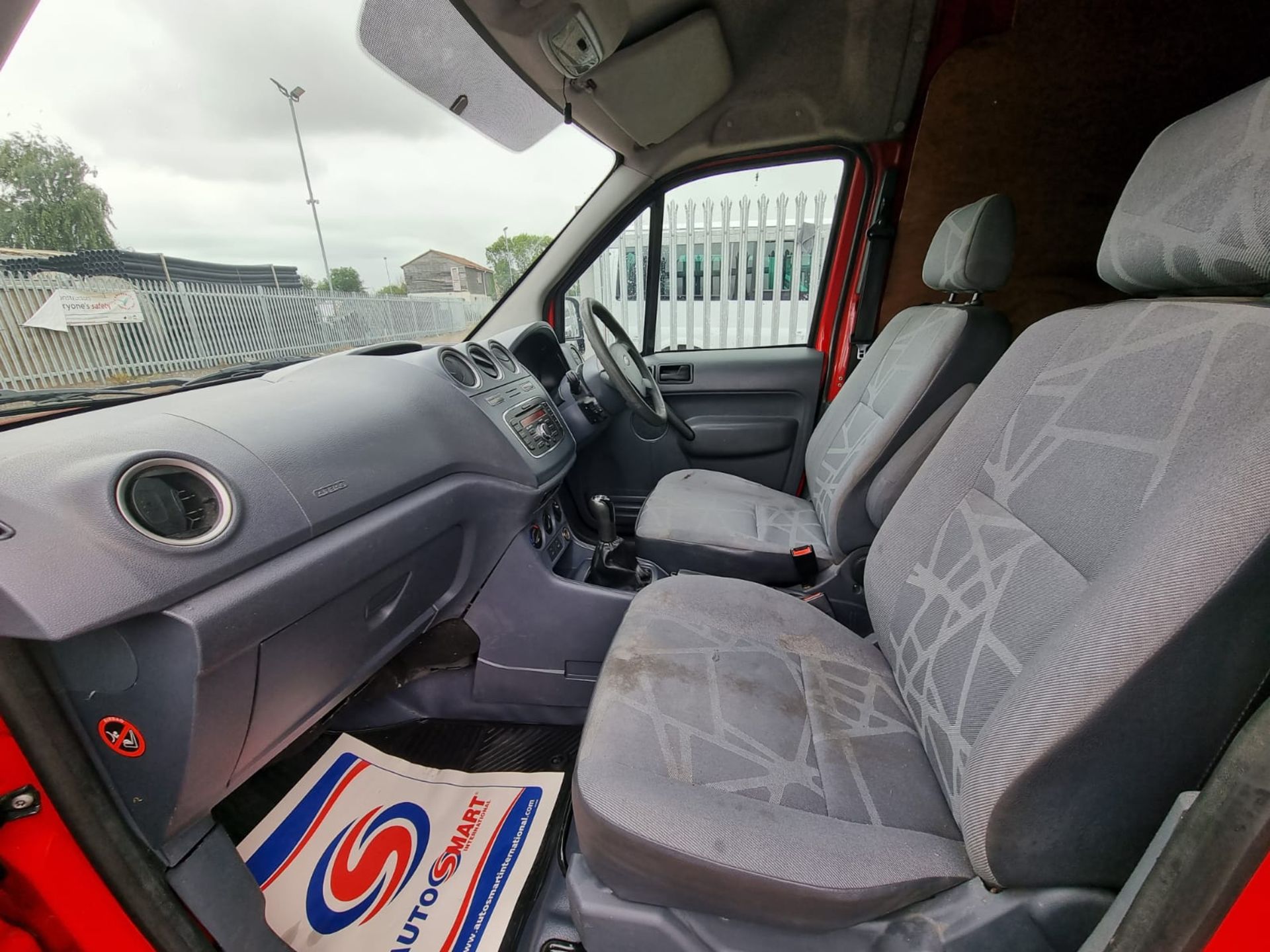 Ford Transit Connect 1.8 TDCI 90 T230 LWB HI ROOF -Panel Van - LCV - No Vat Save 20% - Image 13 of 16