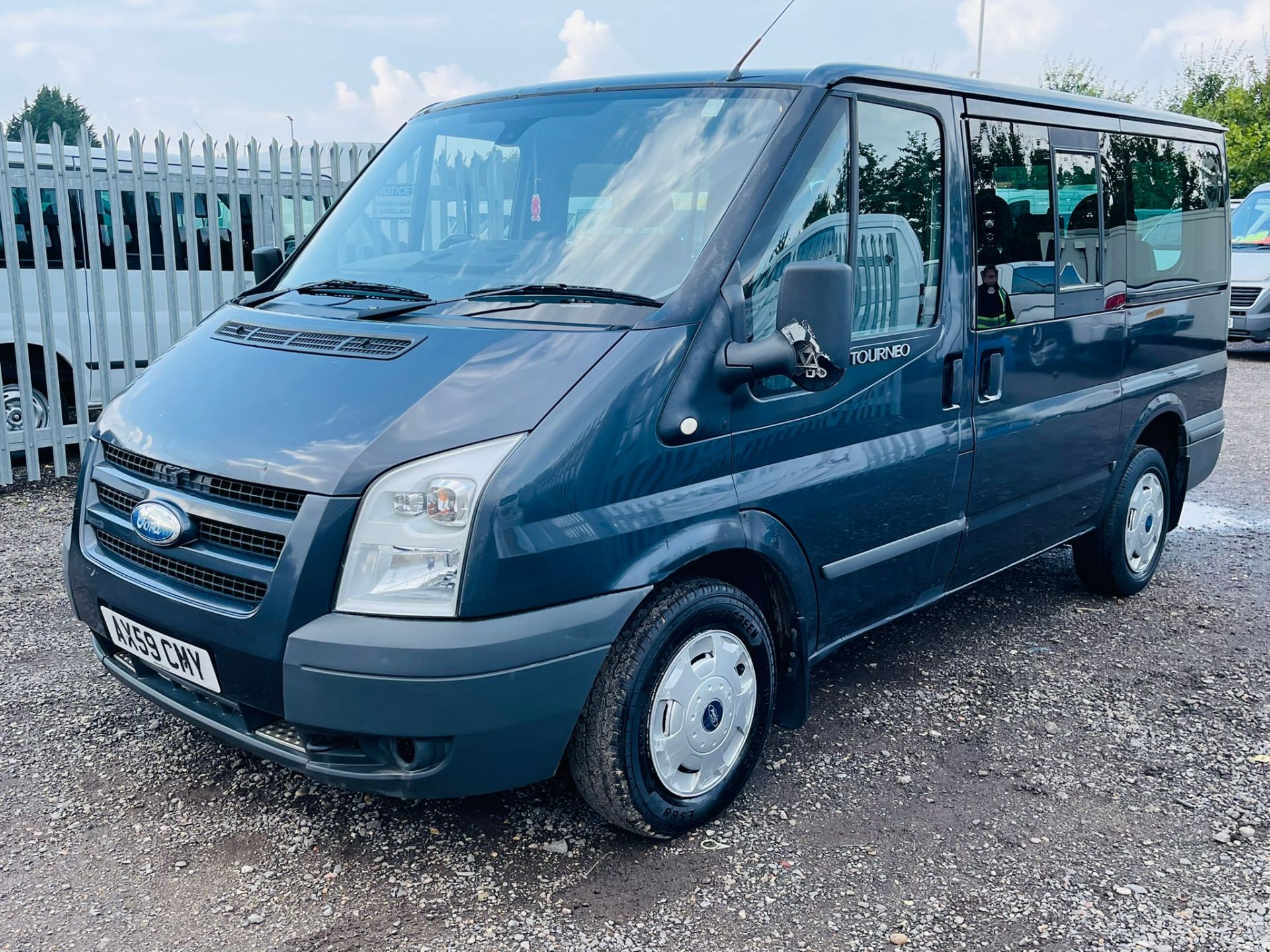 Ford Transit 2.2 TDCI Toureno Trend 2009 '59 Reg' 9 seats -Air Con -Cruise Control - No Vat Save 20% - Image 11 of 21