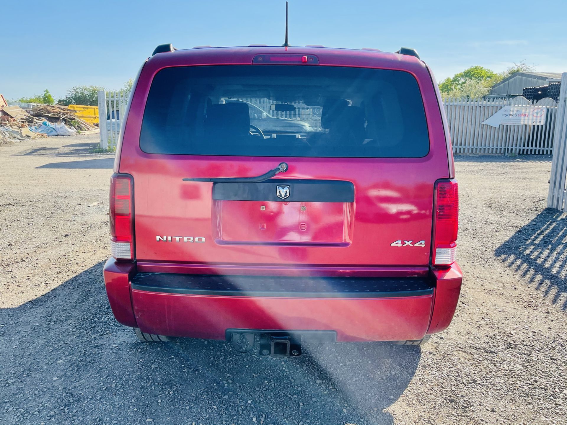 ** ON SALE ** Dodge Nitro 3.7L V6 SE 4WD (Special equipment) 2008 - No Vat Save 20% ** NO RESERVE ** - Image 7 of 16