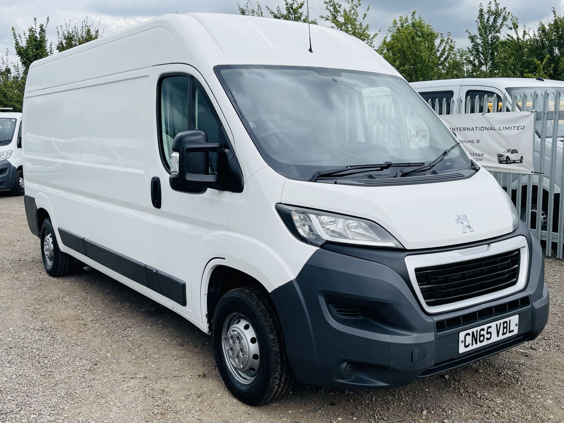 Peugeot Boxer 2.2 HDI L3 H2 Professional 2015 '65 Reg' - Sat Nav - Air Con - No Vat Save 20%