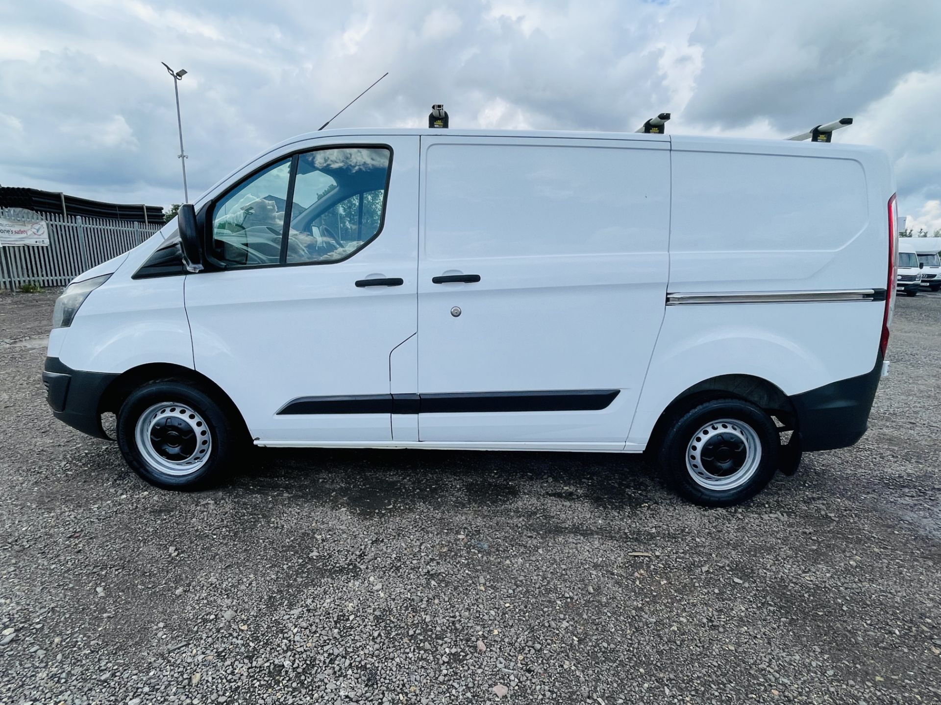 ** ON SALE **Ford Transit custom 270 Eco-Tech 2.2 TDCI - 2013 '13 Reg' - Panel Van - No Vat Save 20% - Image 6 of 19