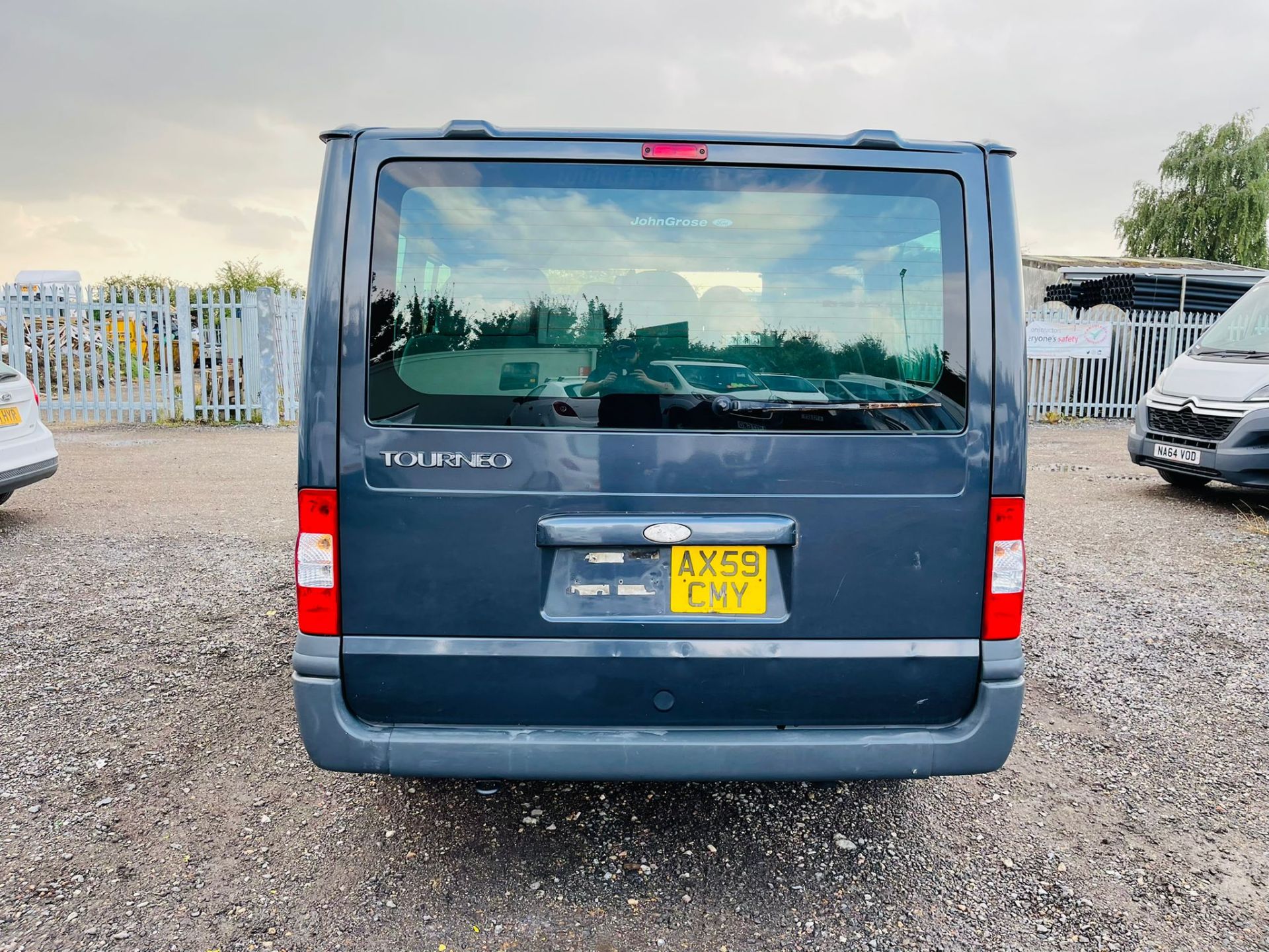 Ford Transit 2.2 TDCI Toureno Trend 2009 '59 Reg' 9 seats -Air Con -Cruise Control - No Vat Save 20% - Image 7 of 21