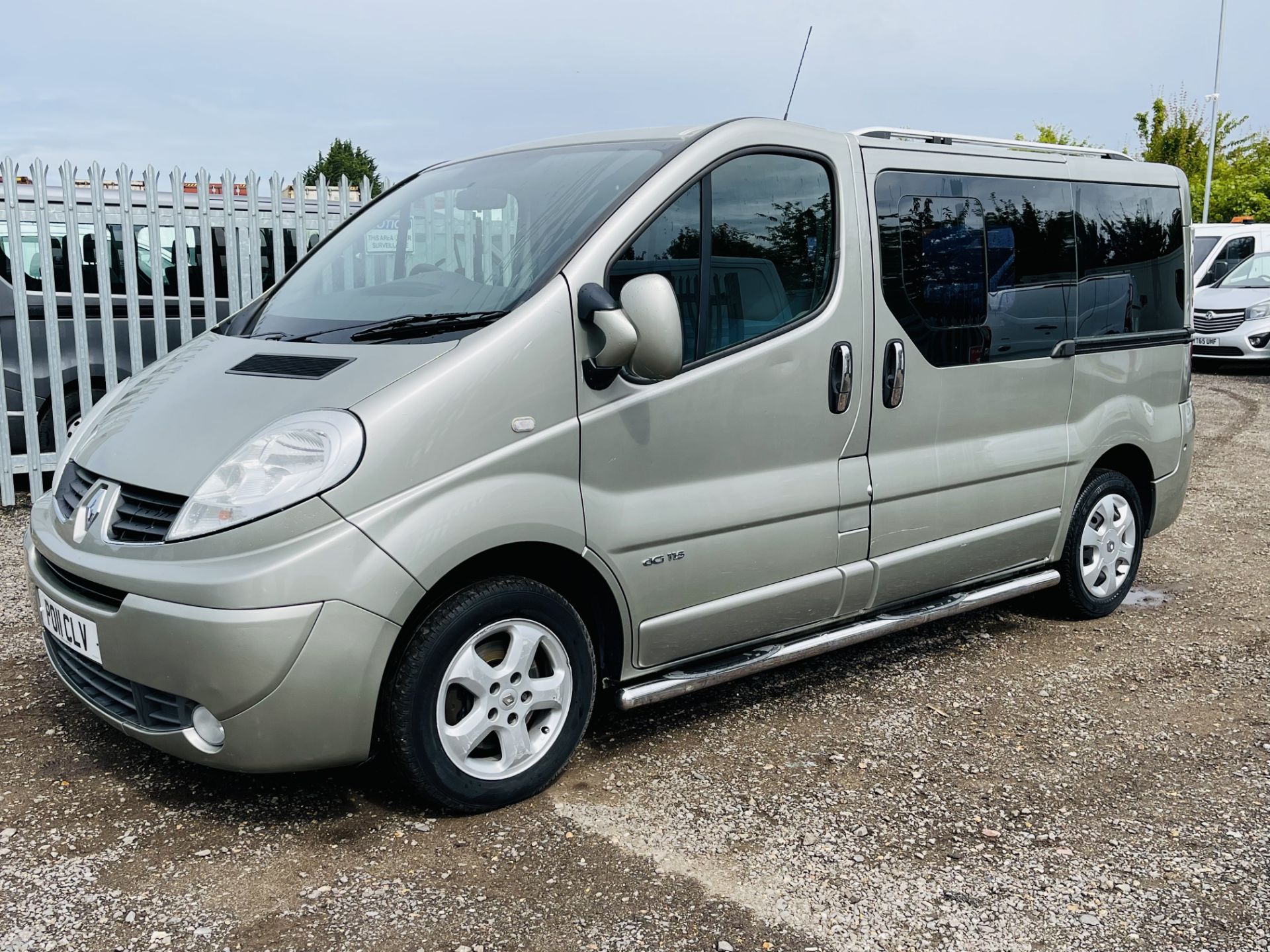 ** ON SALE ** Renault Trafic 2.0 DCI SL27 Sport 115 2011 '11 Reg' - Air Con - No Vat Save 20% - Image 5 of 20