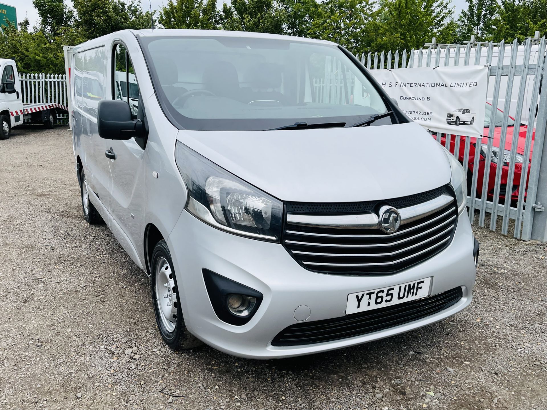 Vauxhall Vivaro 1.6 CDTI Sportive 2700 L1 H1 2015 '65 Reg' Air con - Elec Pack *NO VAT SAVE 20% * - Image 2 of 16