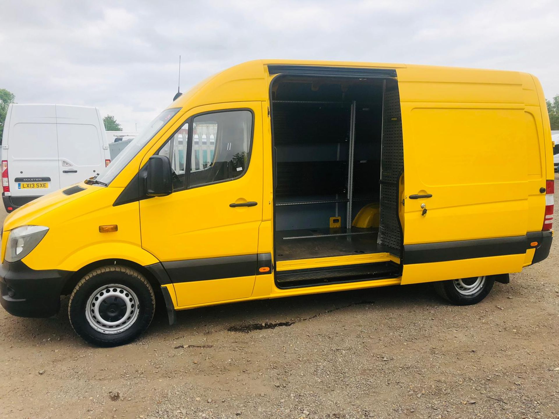 Mercedes-Benz Sprinter 313 CDI L2 H3 2016 '16 Reg' Air Con - Panel Van - Image 7 of 13