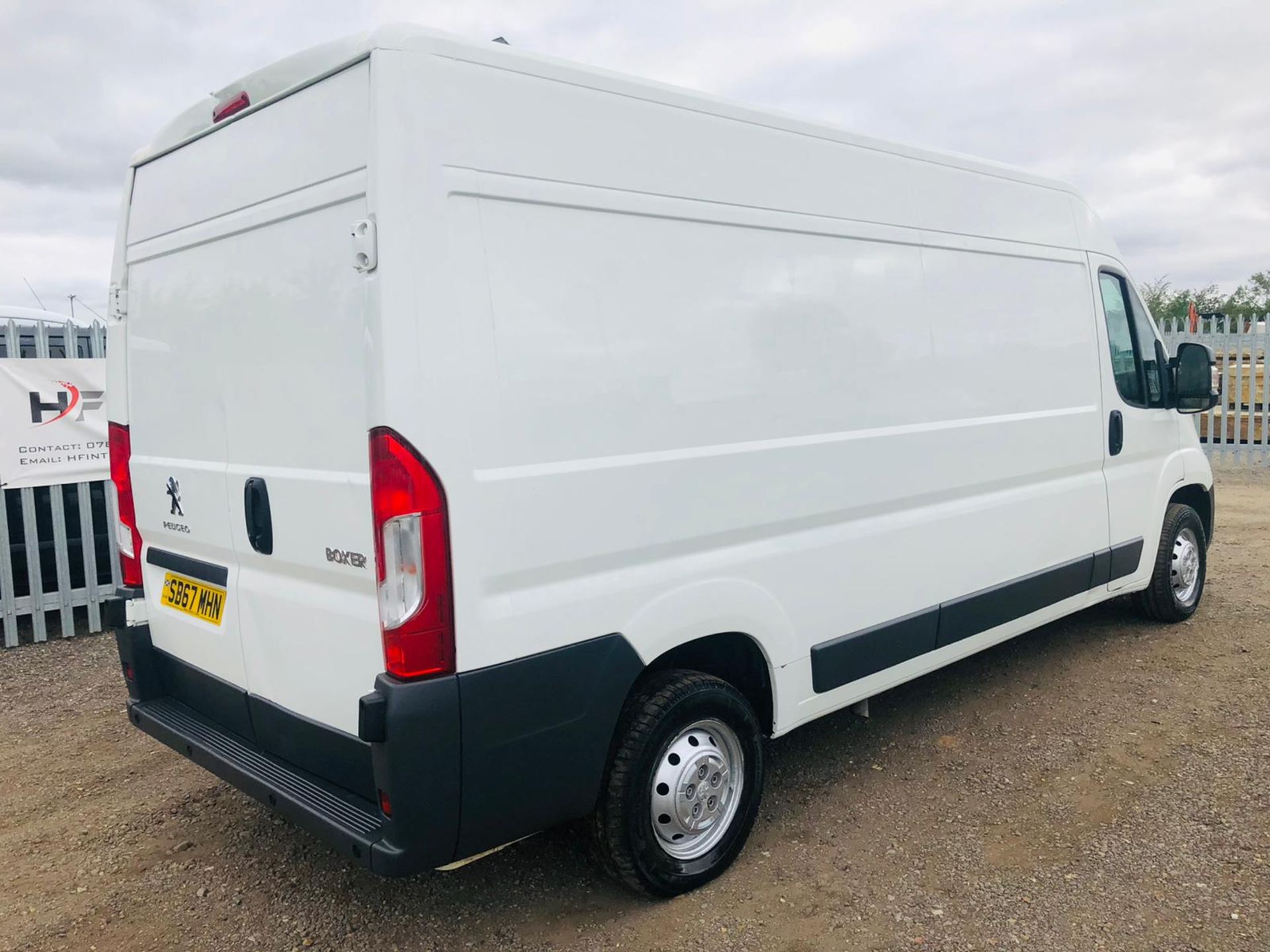 Peugeot Boxer 2.0 Blue HDI Professional L3 H2 2017 '67 Reg' Sat Nav - Air con - ULEZ Compliant - Image 8 of 16