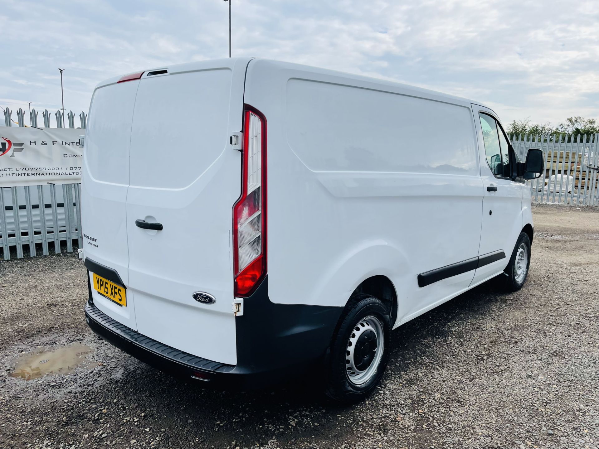 Ford Transit Custom 2.2 TDCI L1 H1 2015 '15 Reg' - Panel Van - LCV - Image 14 of 19