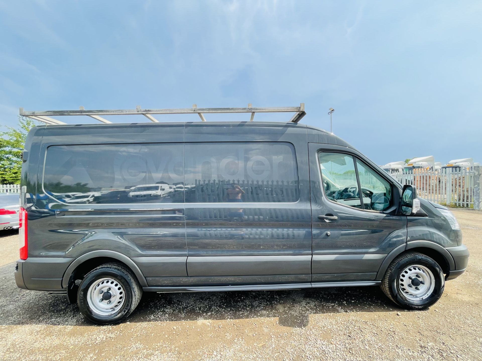 Ford Transit 2.2 TDCI 100 L3 H2 T350 2015 '65 Reg' - Panel Van - LCV - Grey - Image 5 of 14