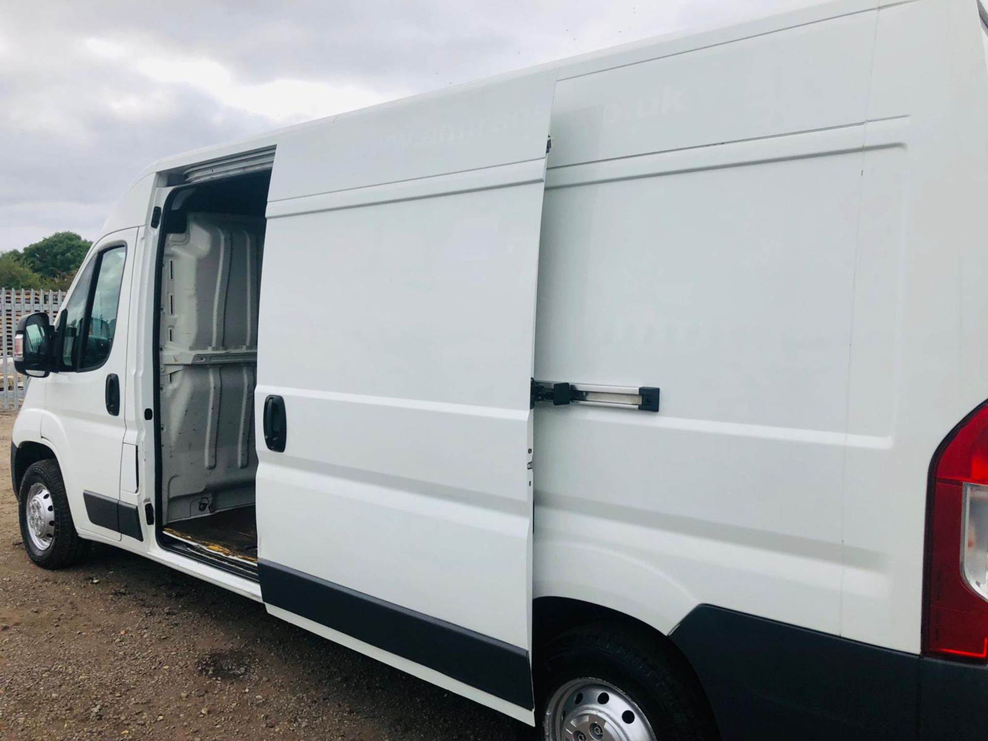 Peugeot Boxer 2.0 Blue HDI Professional L3 H2 2017 '67 Reg' Sat Nav - Air con - ULEZ Compliant - Image 9 of 16