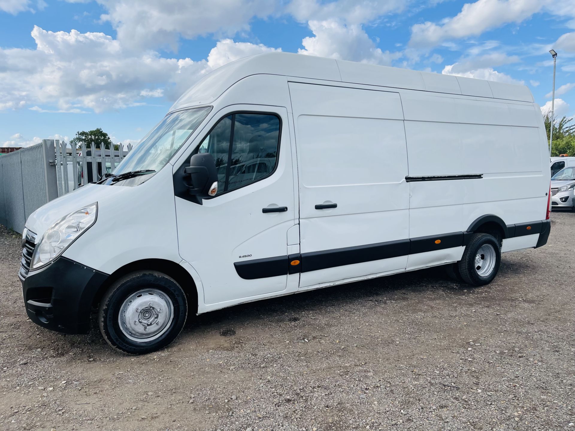 ** ON SALE ** Vauxhall Movano R4500 L4 H3 2.3 CDTI S/S 2014 '64 Reg' Twin Rear Axle - - Image 7 of 21