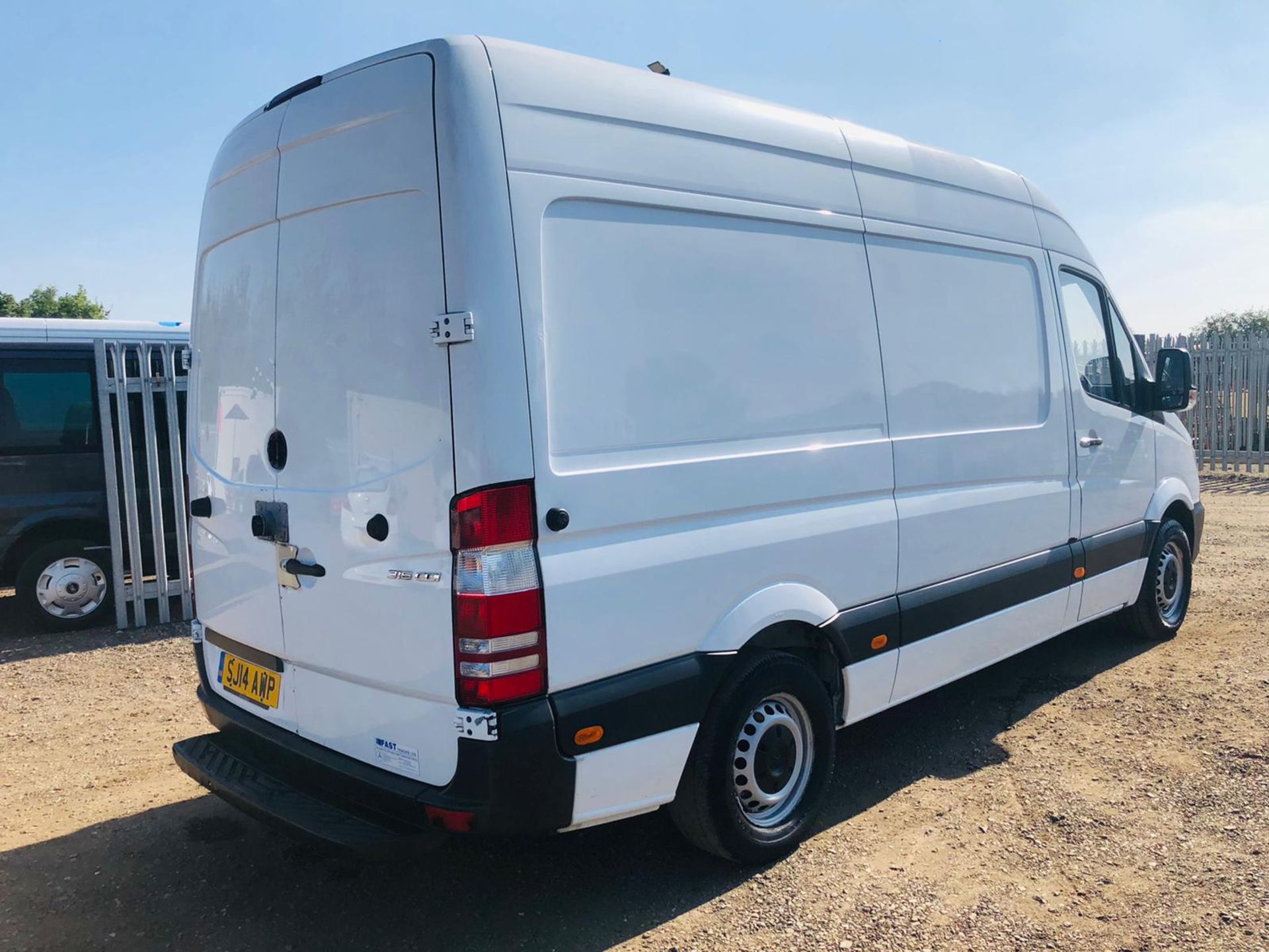 ** ON SALE ** Mercedes-Benz Sprinter 2.1 316 CDI L2 H3 2014 '14 Reg' - Panel Van - No Vat Save 20% - Image 6 of 16