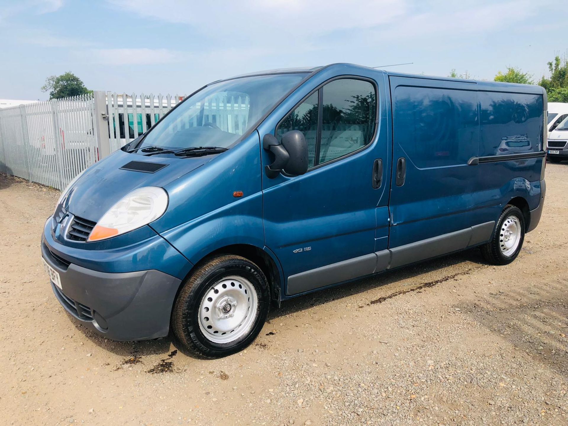 ** ON SALE ** Renault Trafic 2.0 DCI 2900 L2 H1 2008 '08 Reg' Air Con - Panel Van - Image 3 of 14