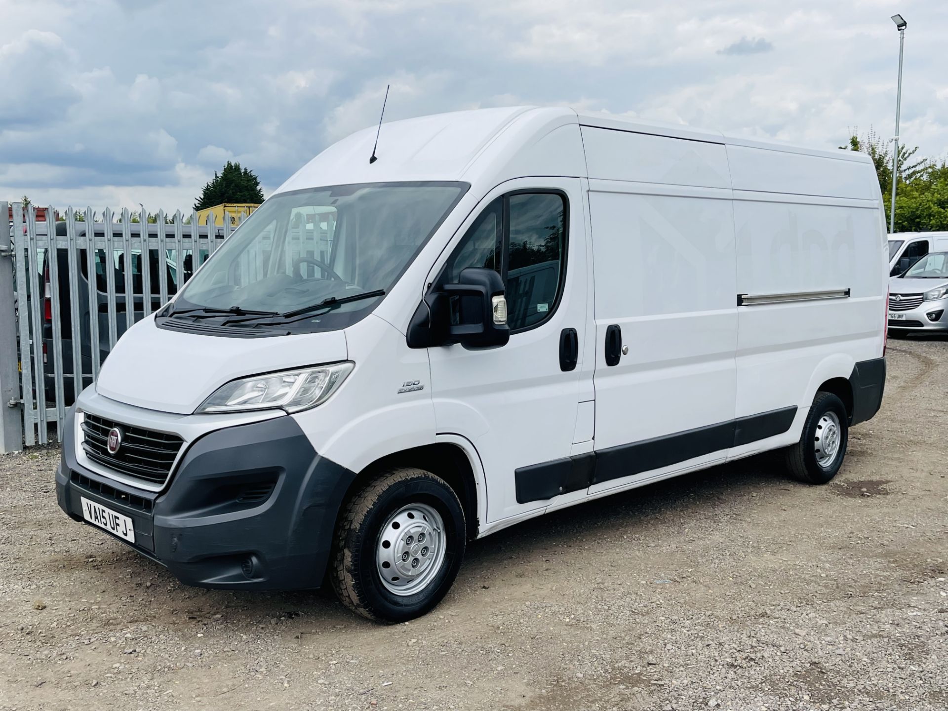 ** ON SALE ** Fiat Ducato 2.3 Multi-jet L3 H3 2015 '15 Reg' Panel Van - No Vat Save 20% - Image 4 of 18