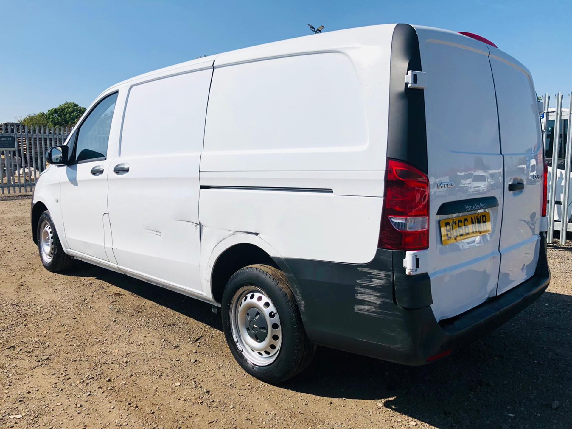 Mercedes-Benz Vito 1.6 CDI 109 Long 2016 '66 Reg' - Panel Van - Sat Nav - Euro 6 - ULEZ Compliant - Image 9 of 18