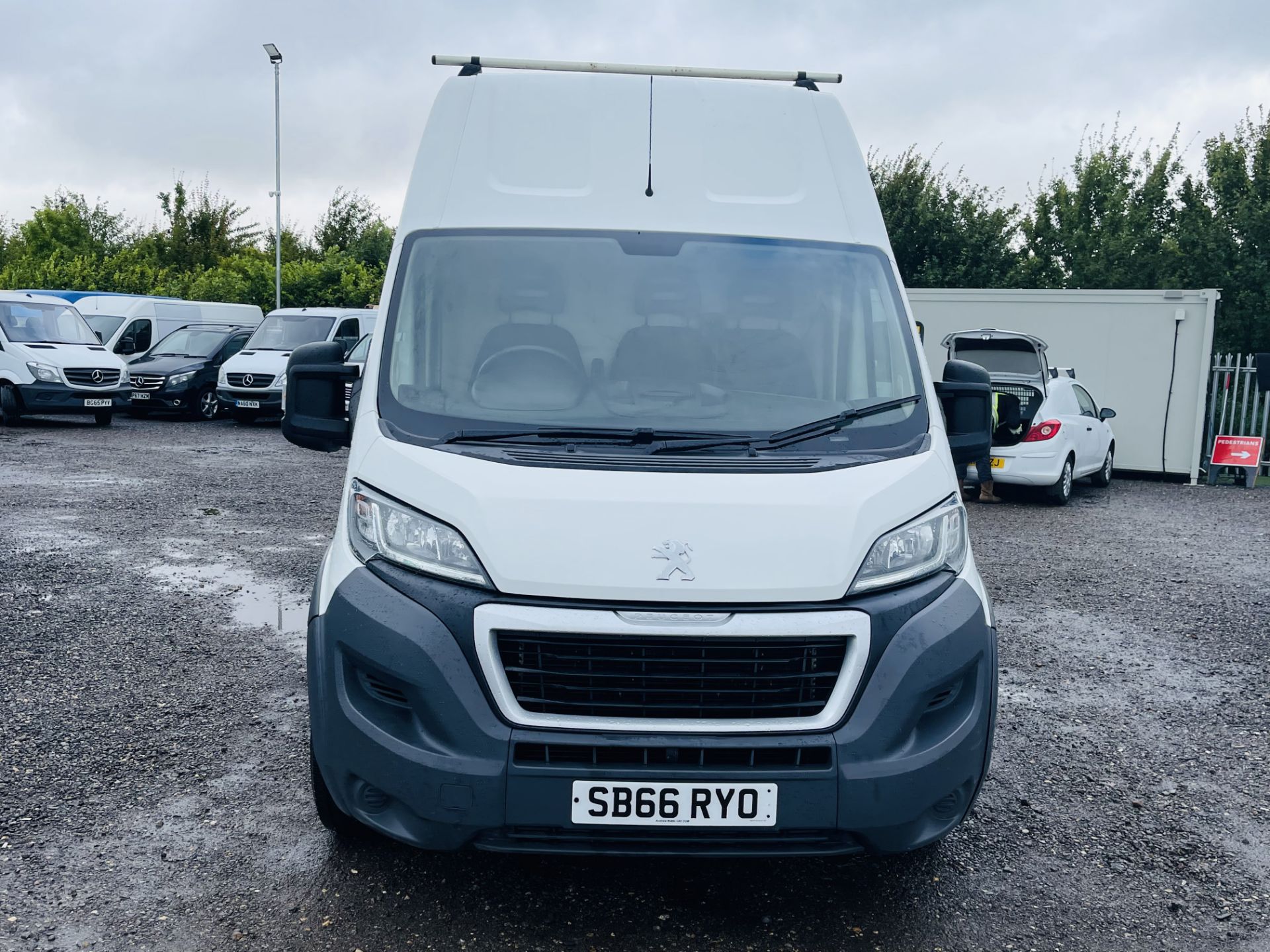 ** ON SALE ** Peugeot Boxer 2.0 BlueHDI L4 H3 2017 '66 Reg' Panel Van - LCV - Euro 6b ULEZ Compliant - Bild 3 aus 18