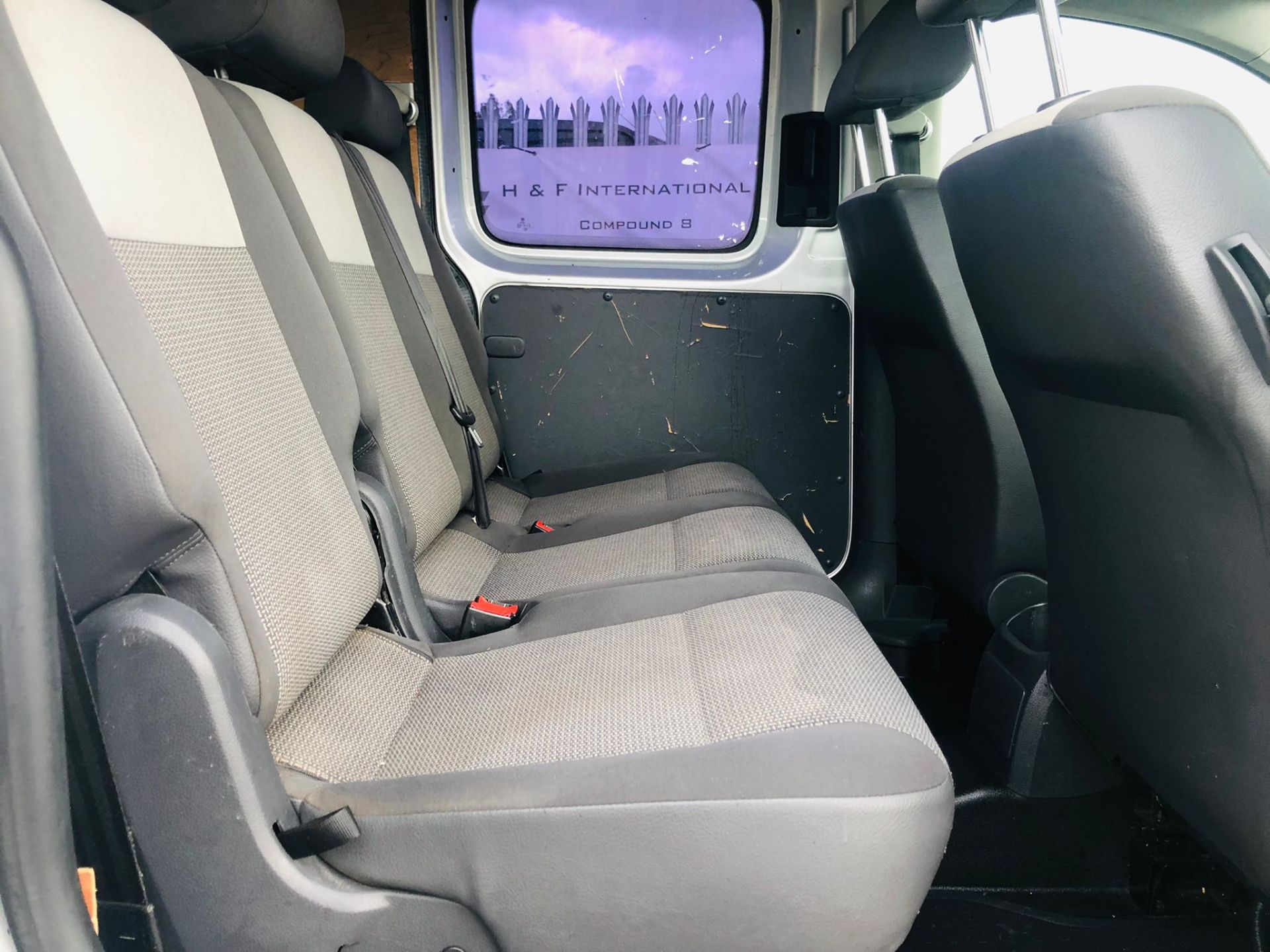 Volkswagen Caddy 1.6 TDI Maxi C20 Combi Dualiner 5 seats 2012 '62 Reg' Air Con - Panel van - Bild 12 aus 15