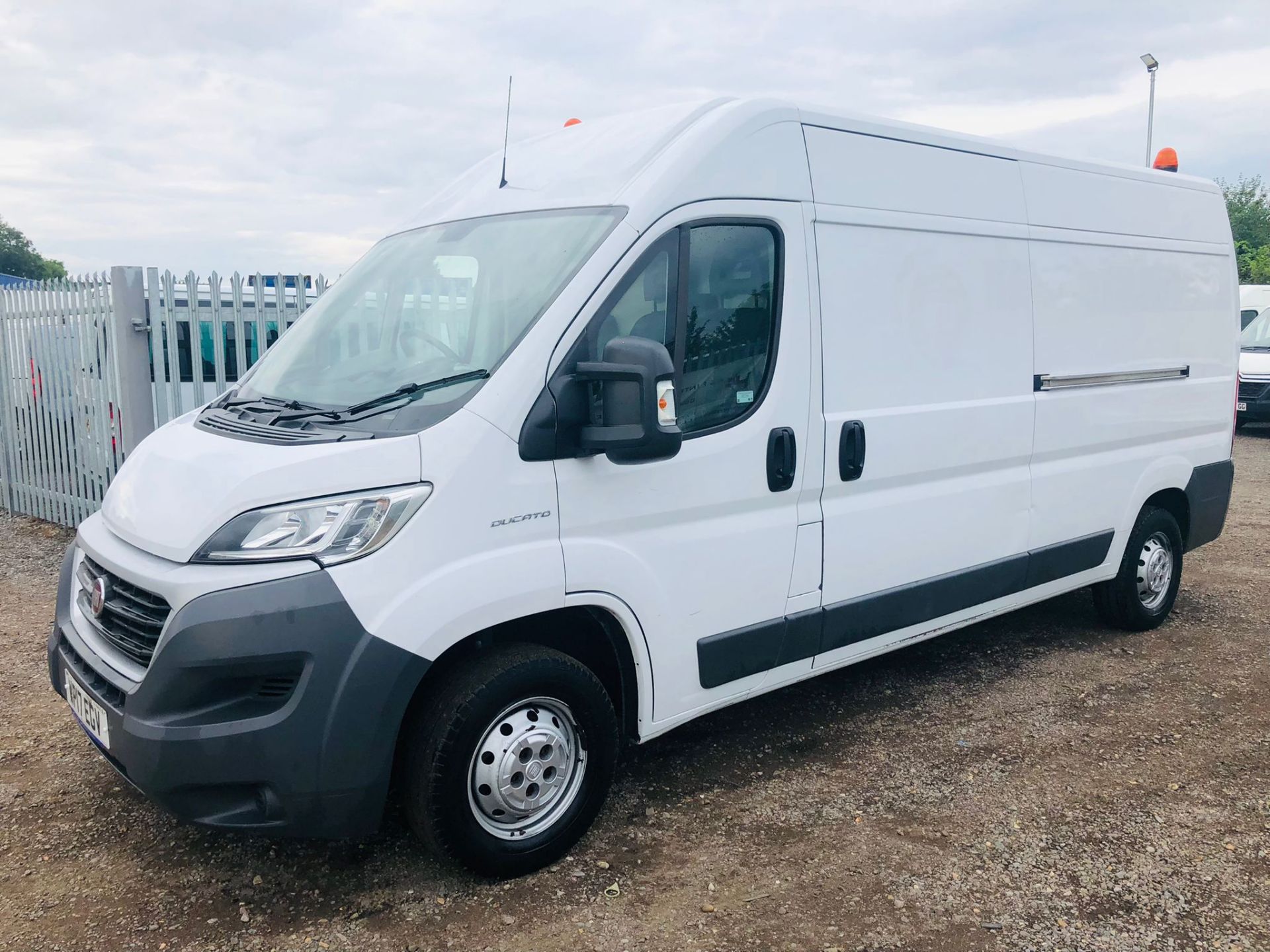 ** ON SALE ** Fiat Ducato 2.3 Multi-Jet 130 L3 H2 S/S 2017 '17 Reg' Euro 6b - ULEZ Compliant - - Image 3 of 13