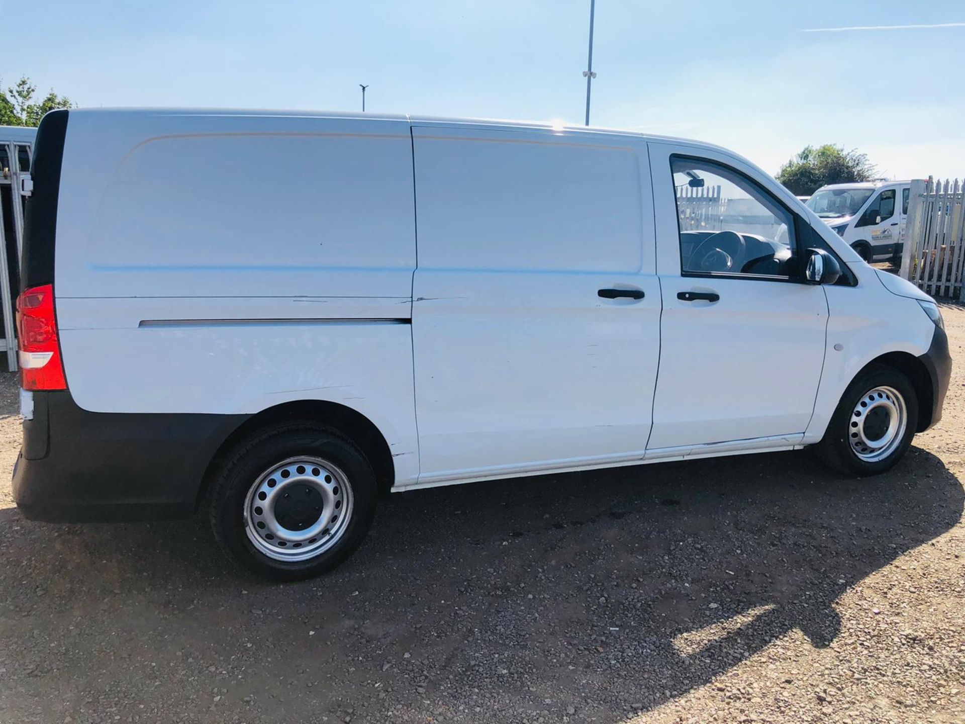 Mercedes-Benz Vito 1.6 CDI 109 Long 2016 '66 Reg' - Panel Van - Sat Nav - Euro 6 - ULEZ Compliant - Image 4 of 18