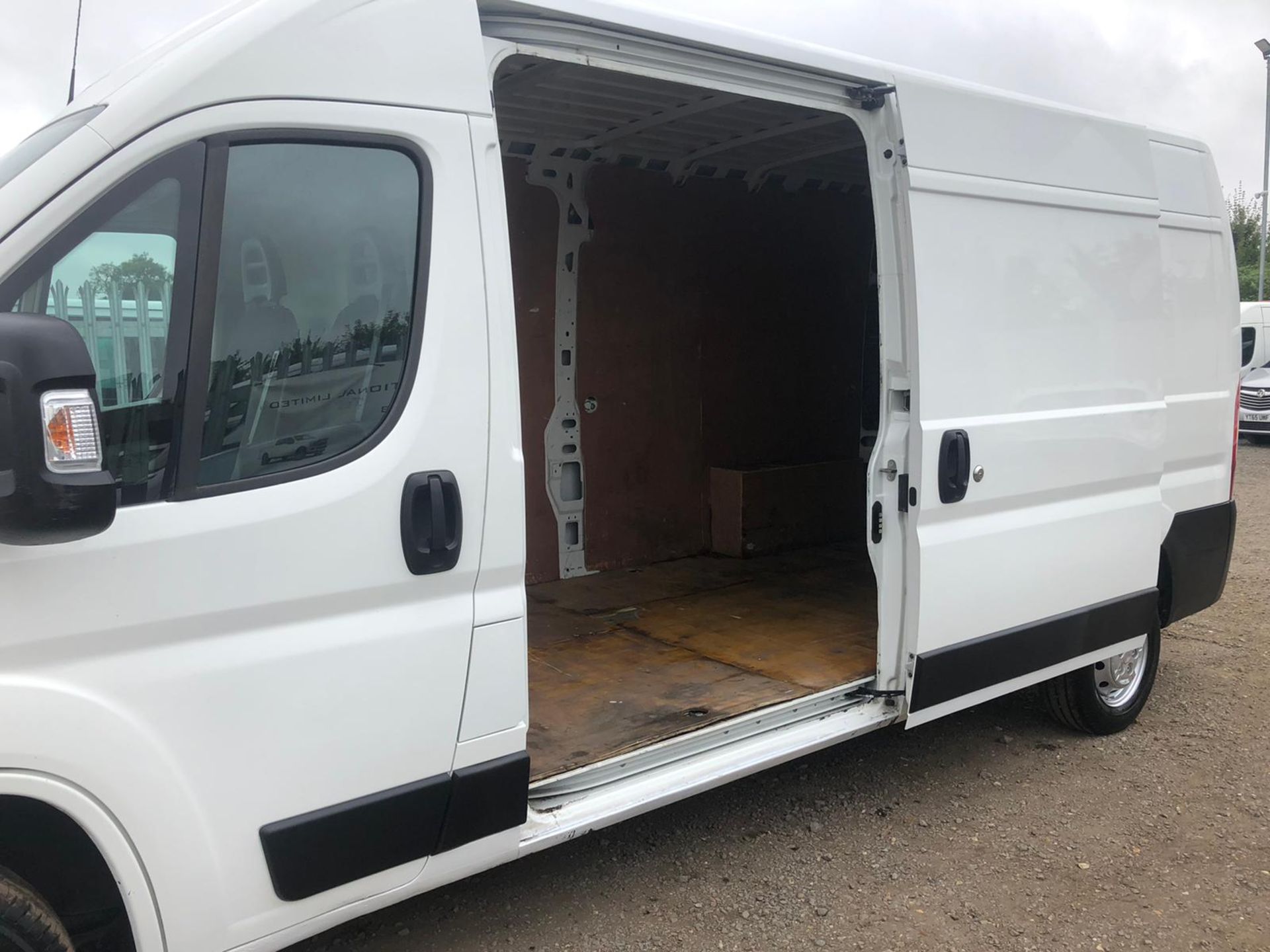 Citroen Relay 35 2.0 Blue Hdi L3 H2 Enterprise 2018 '68 Reg' Air con - Panel Van - ULEZ Compliant - Image 5 of 17